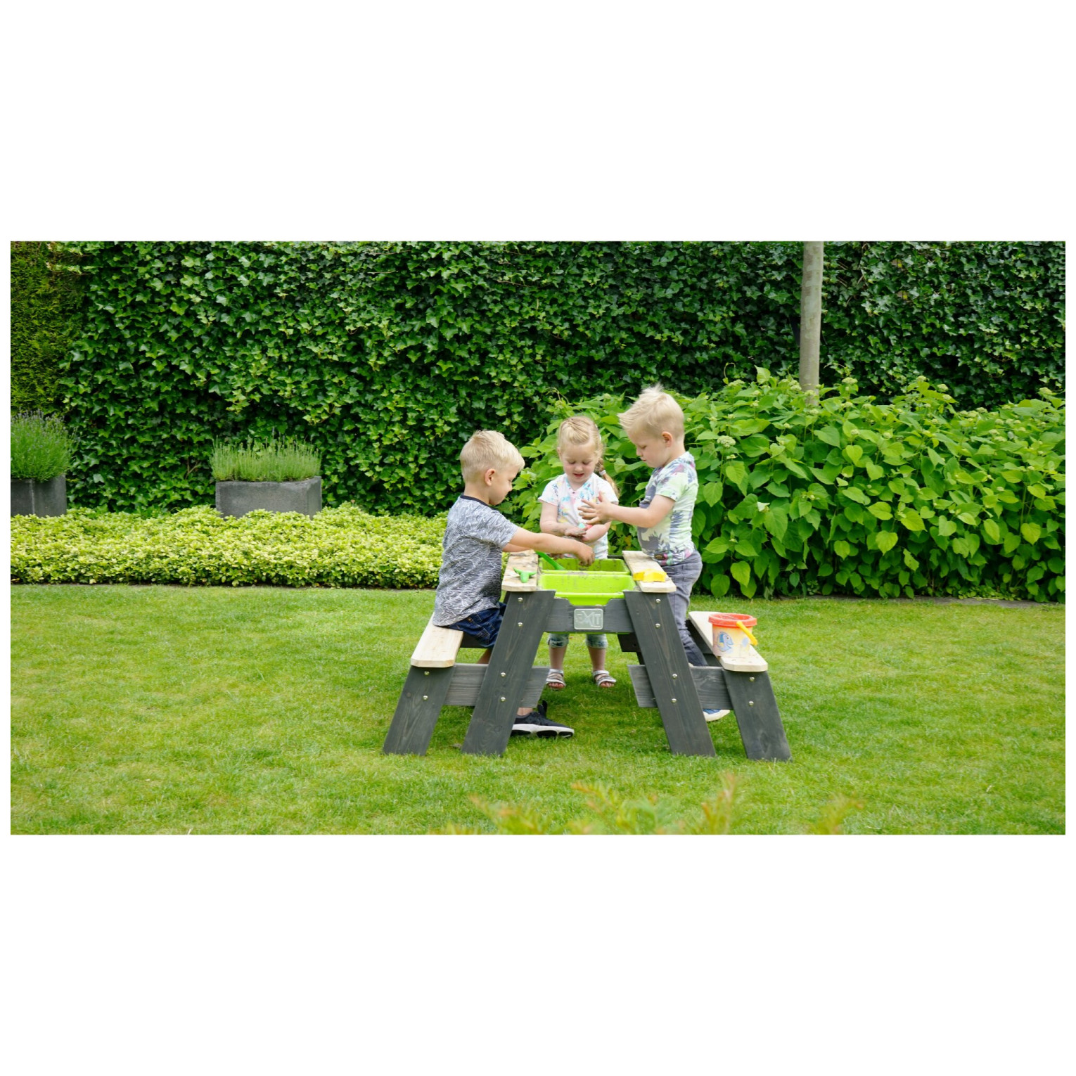 EXIT Aksent zand-, water- en picknicktafel (2 bankjes)