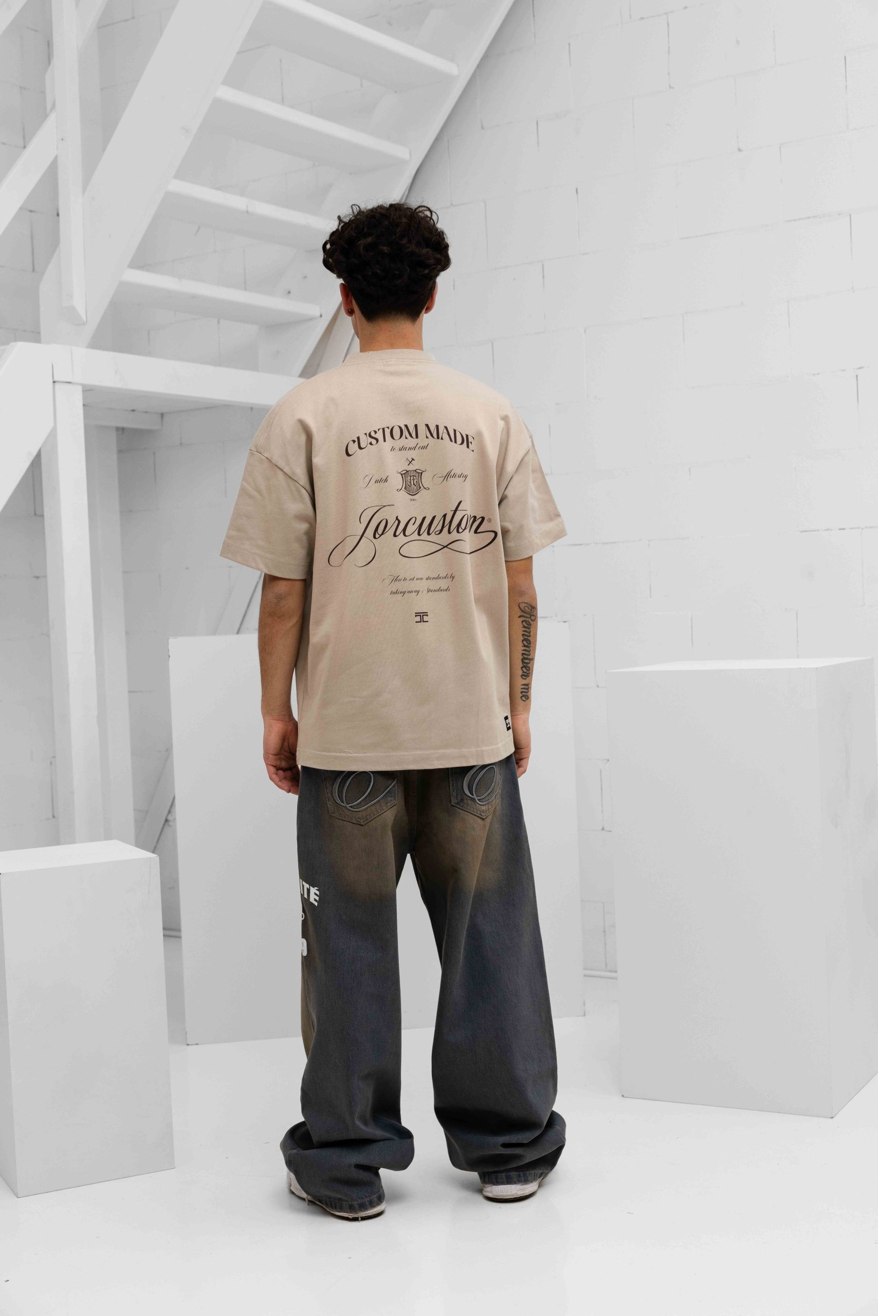 Jorcustom Handscript Loose Fit T-Shirt Heren Beige