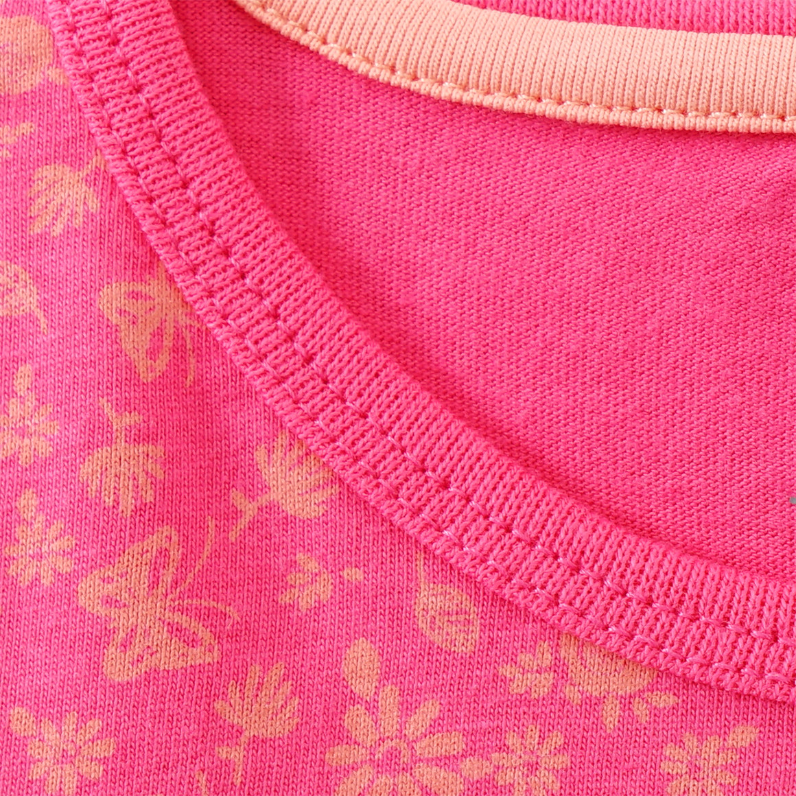 Yigga Mädchen Shorty mit Allover-Print pink