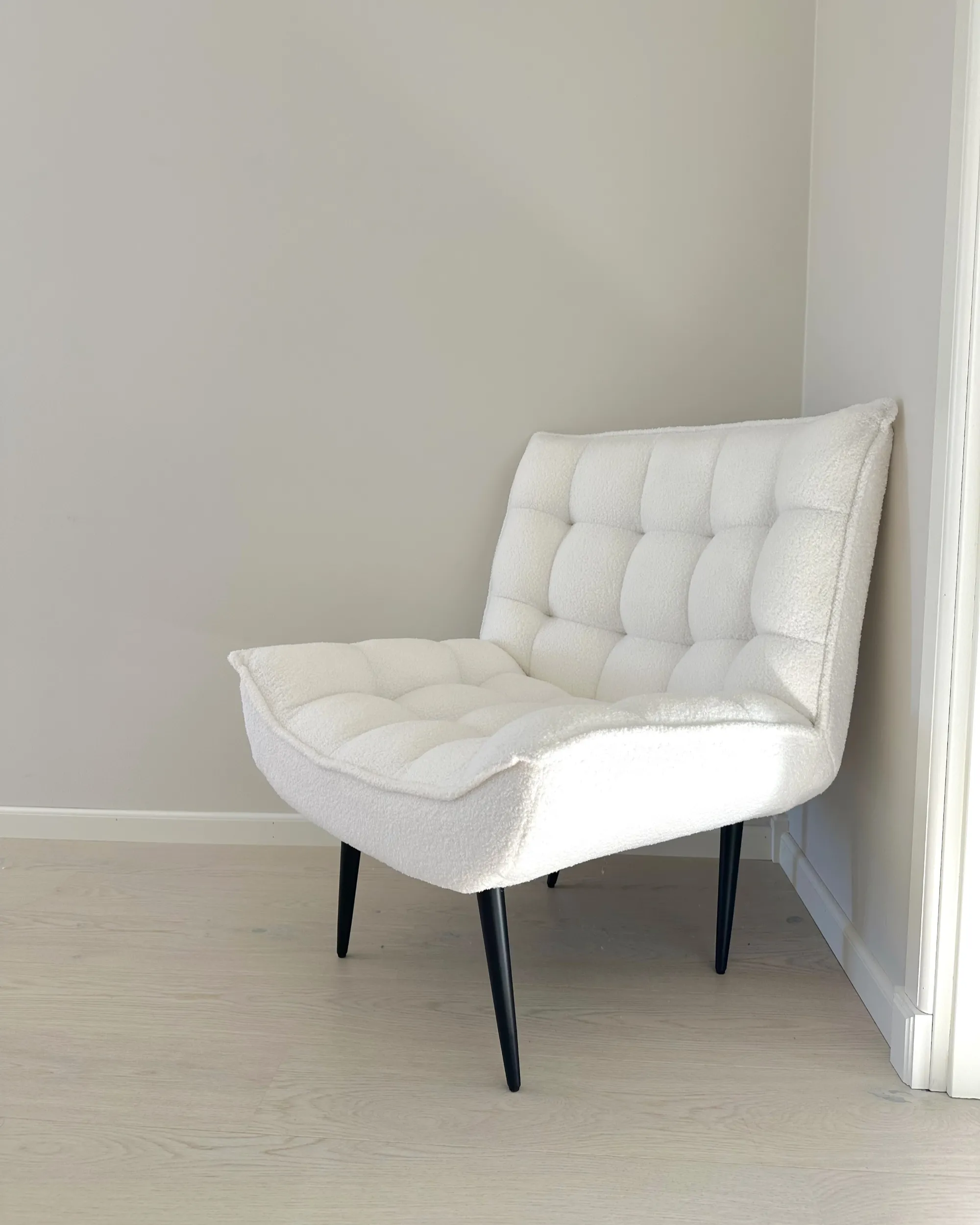 Fauteuil ALVESTA Bouclé Wit