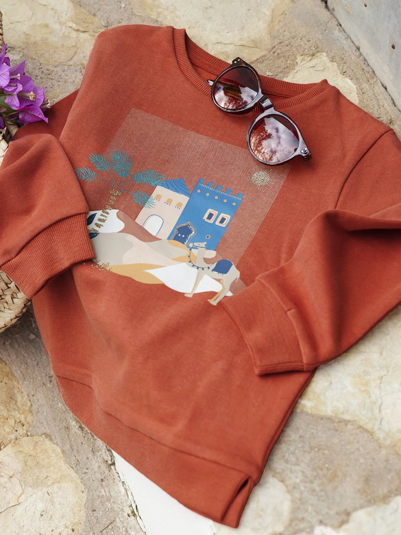 Moletom feminino com estampa marroquina, cor laranja escuro lisa.