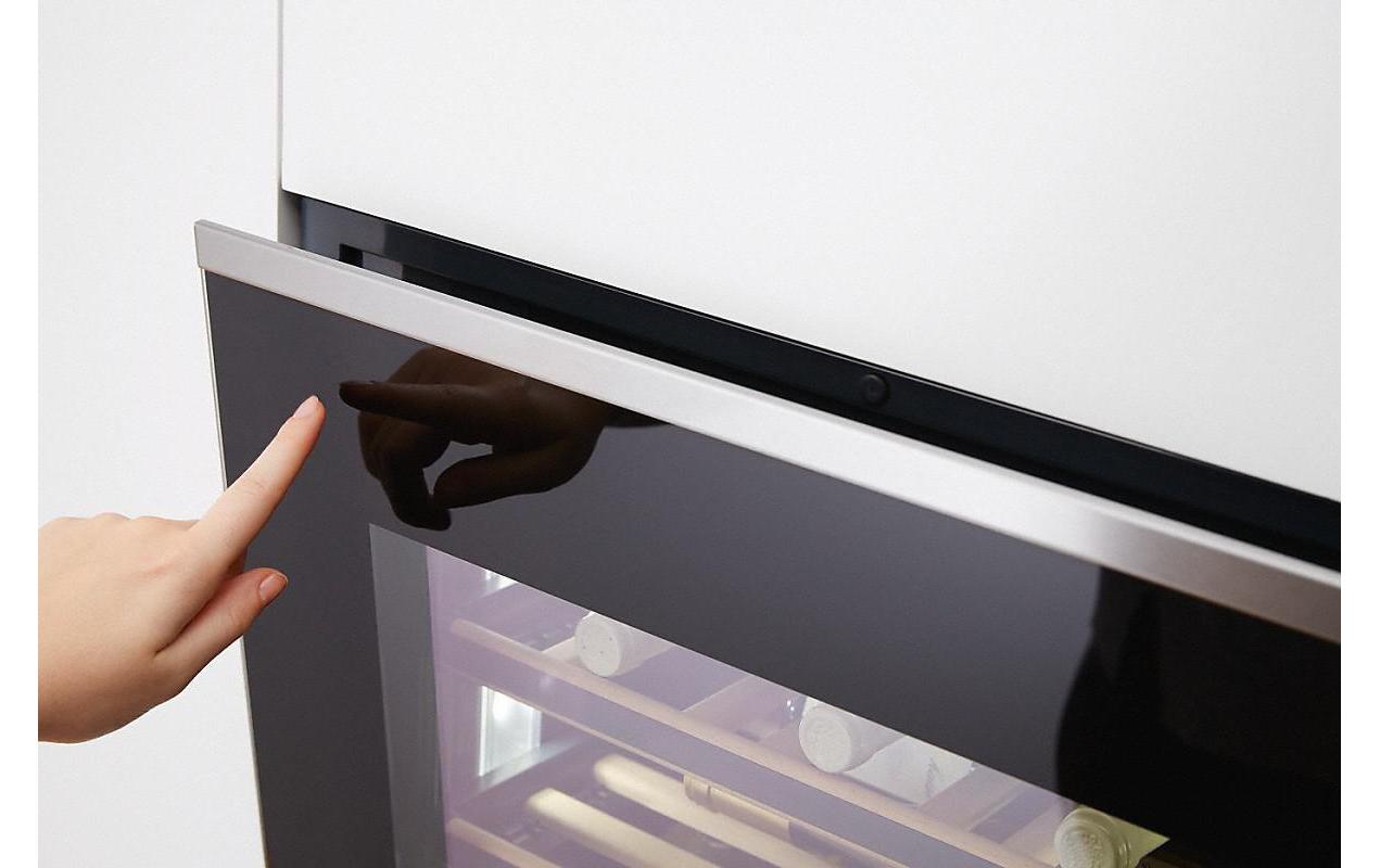 Einbauweinkühlschrank KWT 6312 UGS Schwarz, Rechts<br>Unterbau-Weinschrank für perfekten Genuss und zeitloses Design