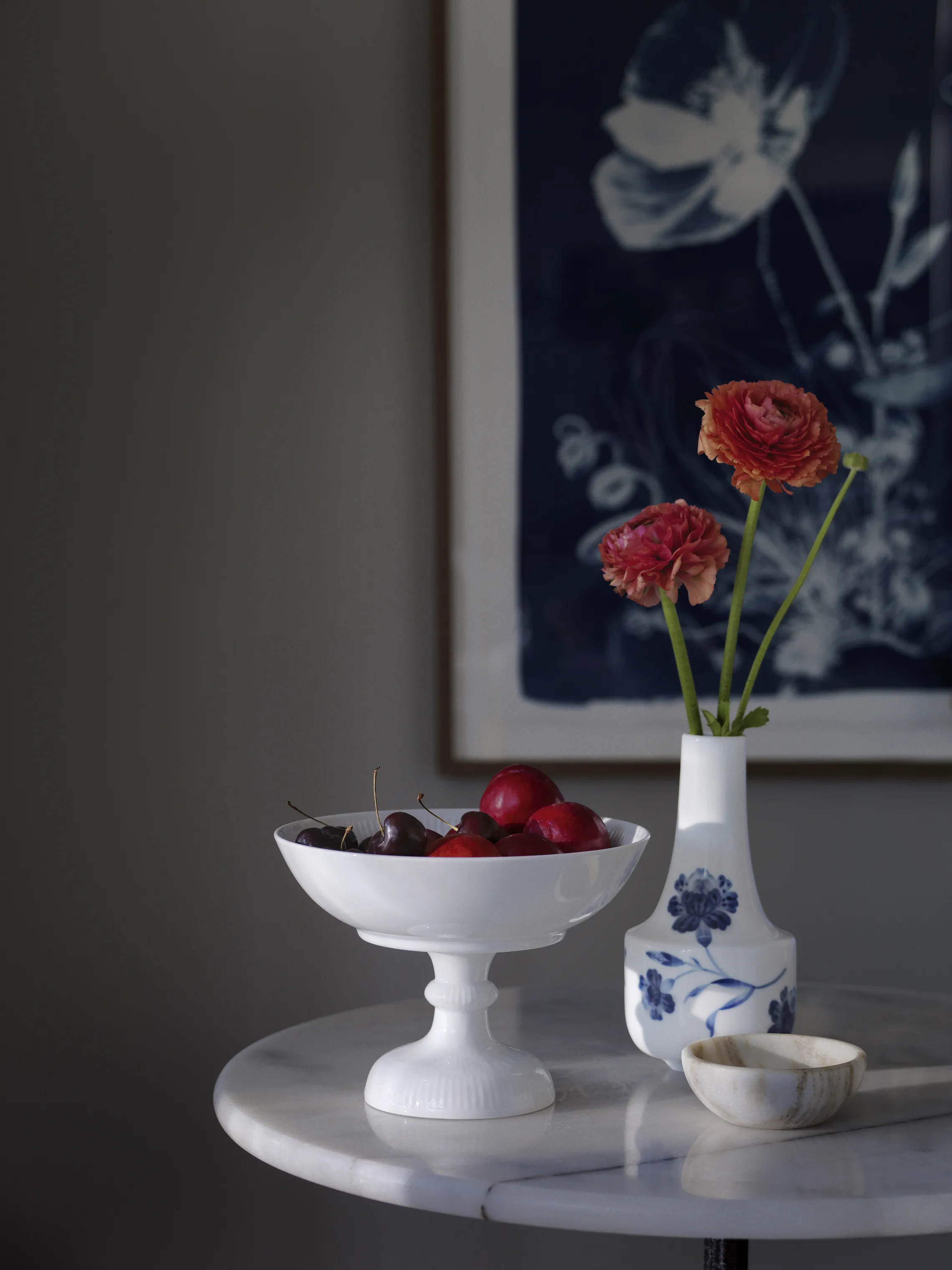 Royal Copenhagen Hvid Riflet Skål på fod