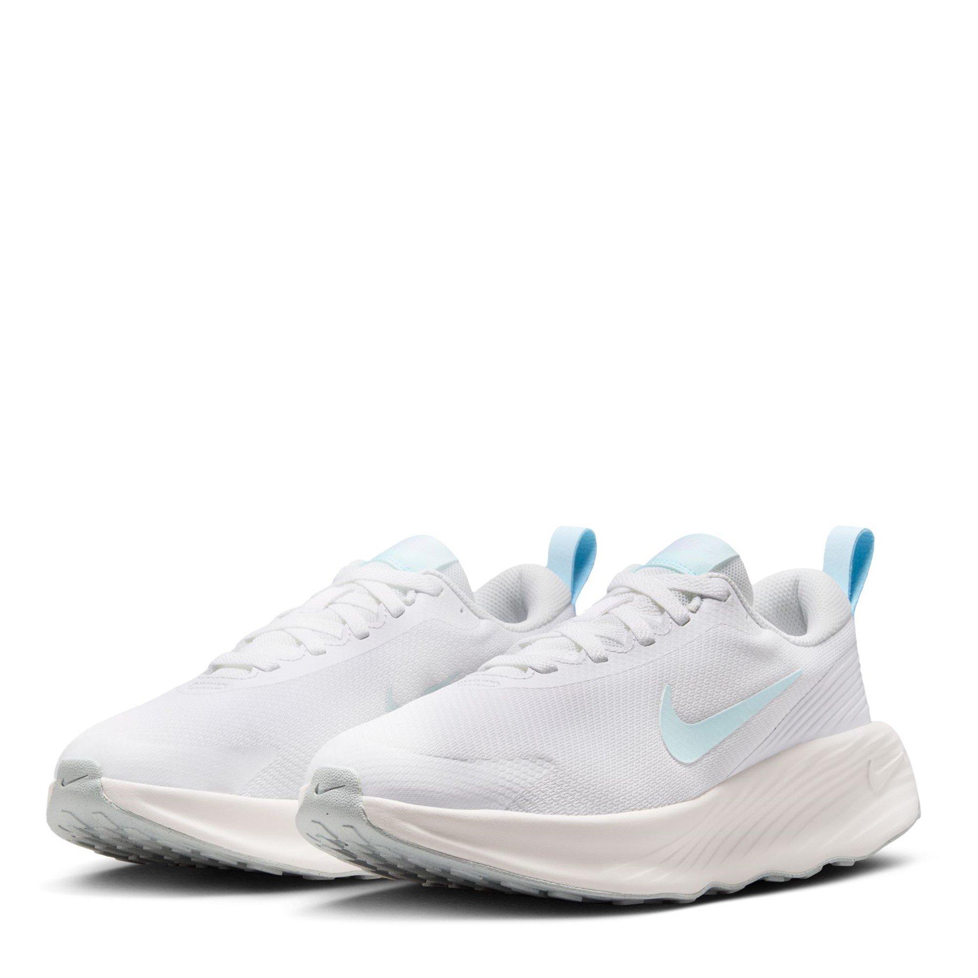 Nike Promina