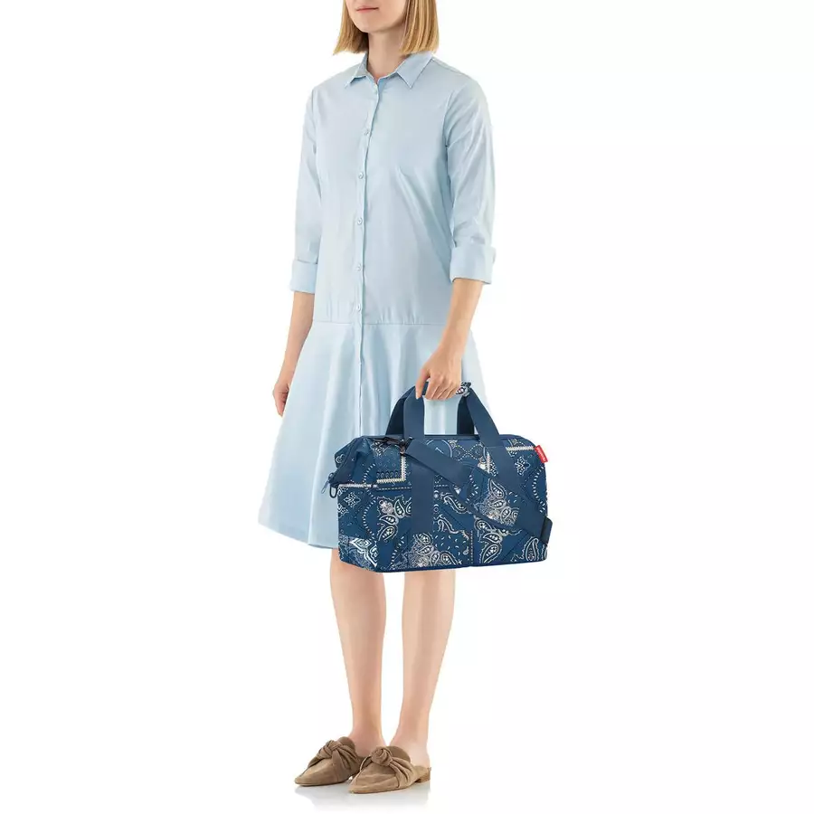 reisenthel travelling allrounder M - Reisetasche 40 cm bandana blue