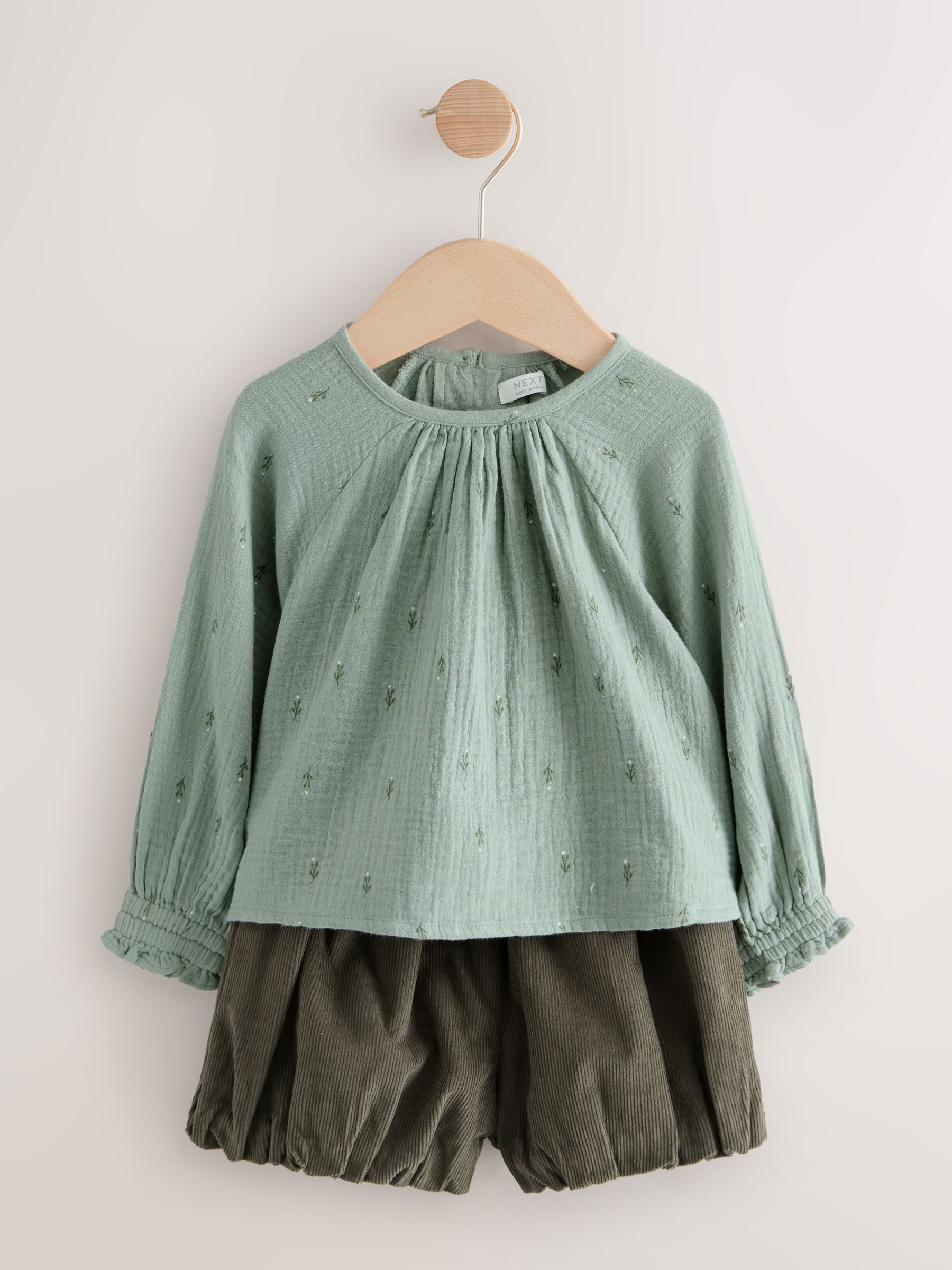 Groen - Set met pofbroek en blouse (3mnd-7jr)