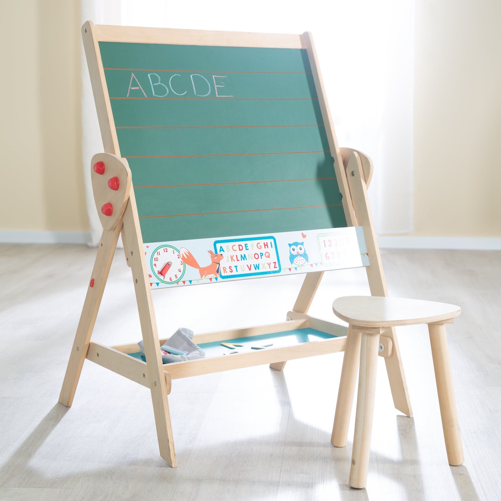Standtafel mit Hocker