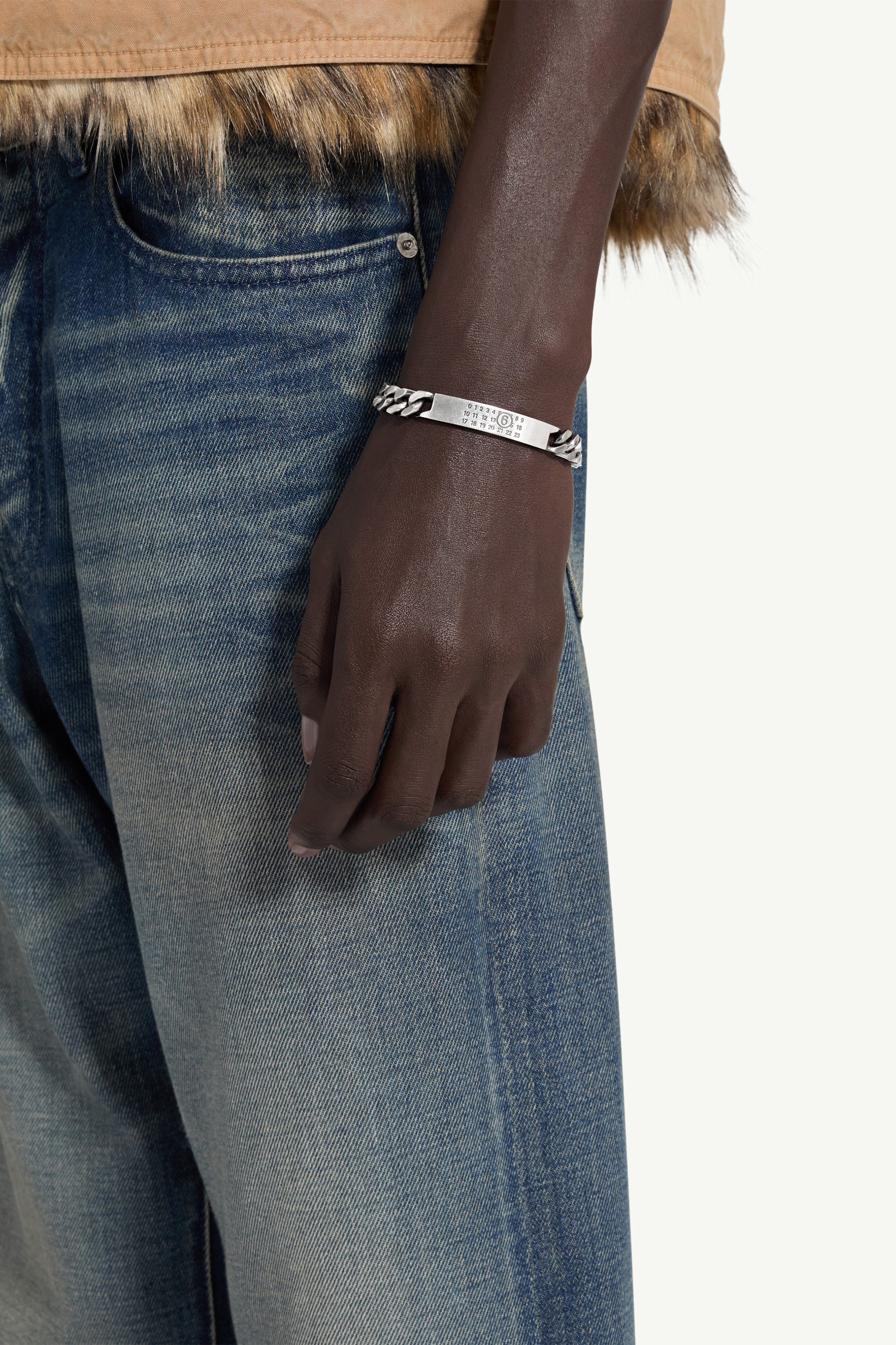 Bracelet chaîne classique pour femme Gris