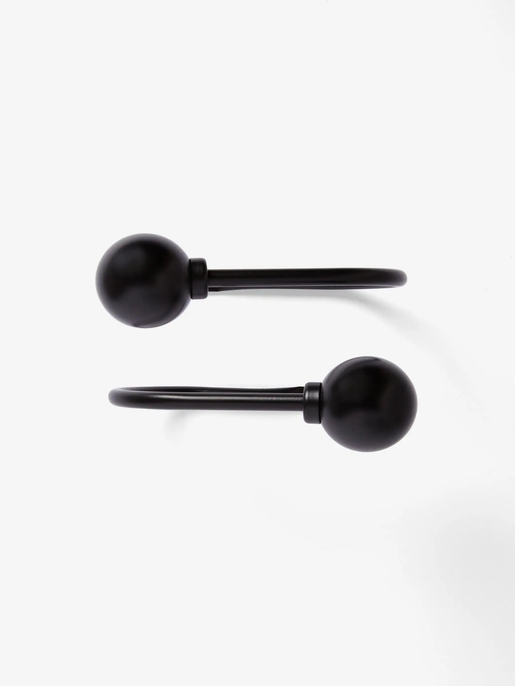 Set van 2 gordijndrapeerdbollen