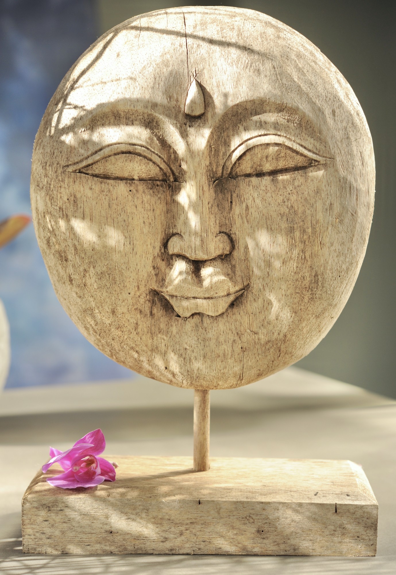 Buddha-Gesicht auf Ständer, natur, H 40 cm, B 24 cm, T 14 cm von fischer's lagerhaus