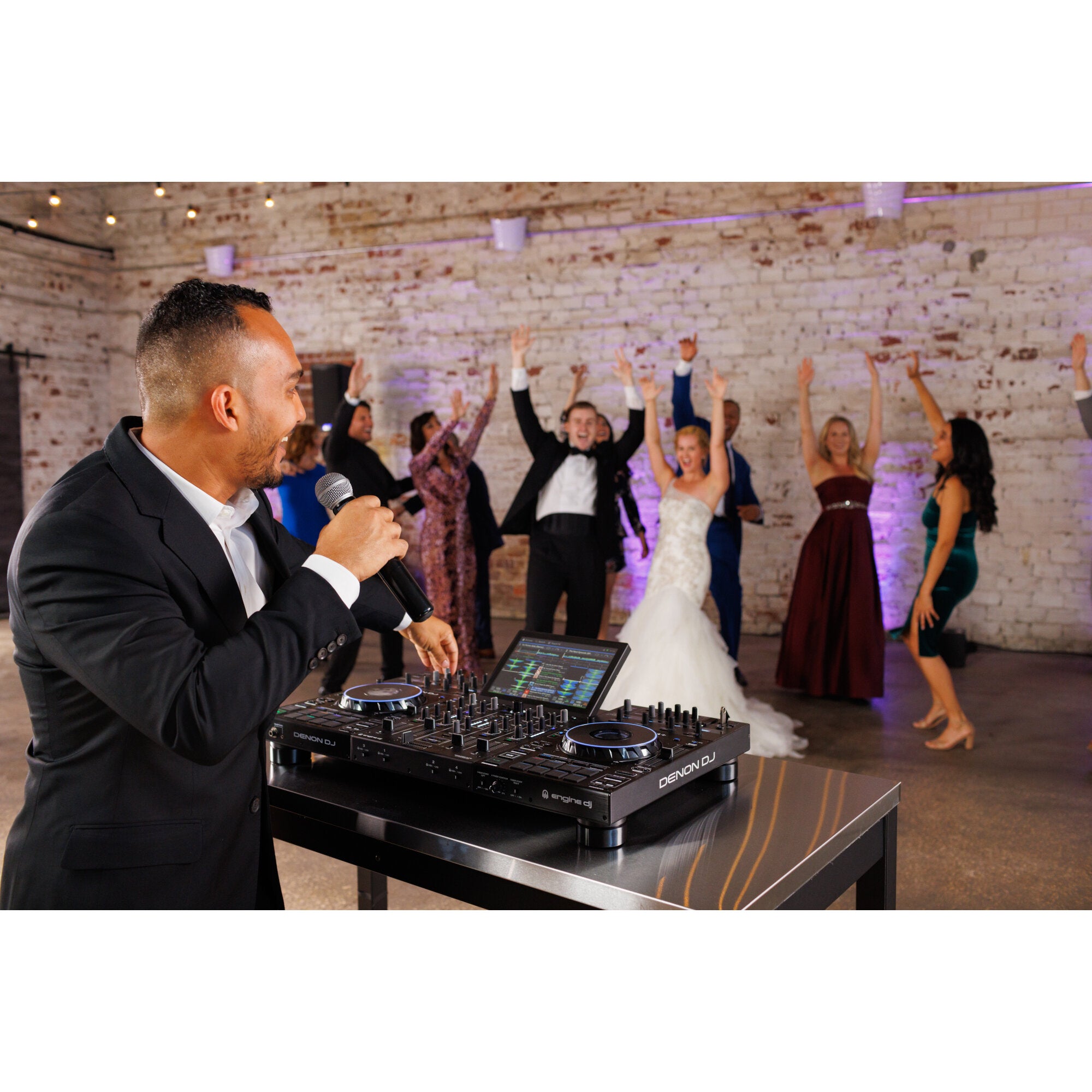 Denon DJ Prime 4+ 4-deck standalone DJ-controller