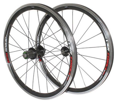ROUES ROUTE 22  A BLOCAGE CASSETTE 10-9-8V. P2R NOIR DOUBLE PAROI (AVANT   ARRIERE) 470-23