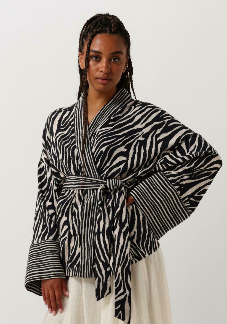 STELLA FOREST blauwe stella forest kimono e24ki007