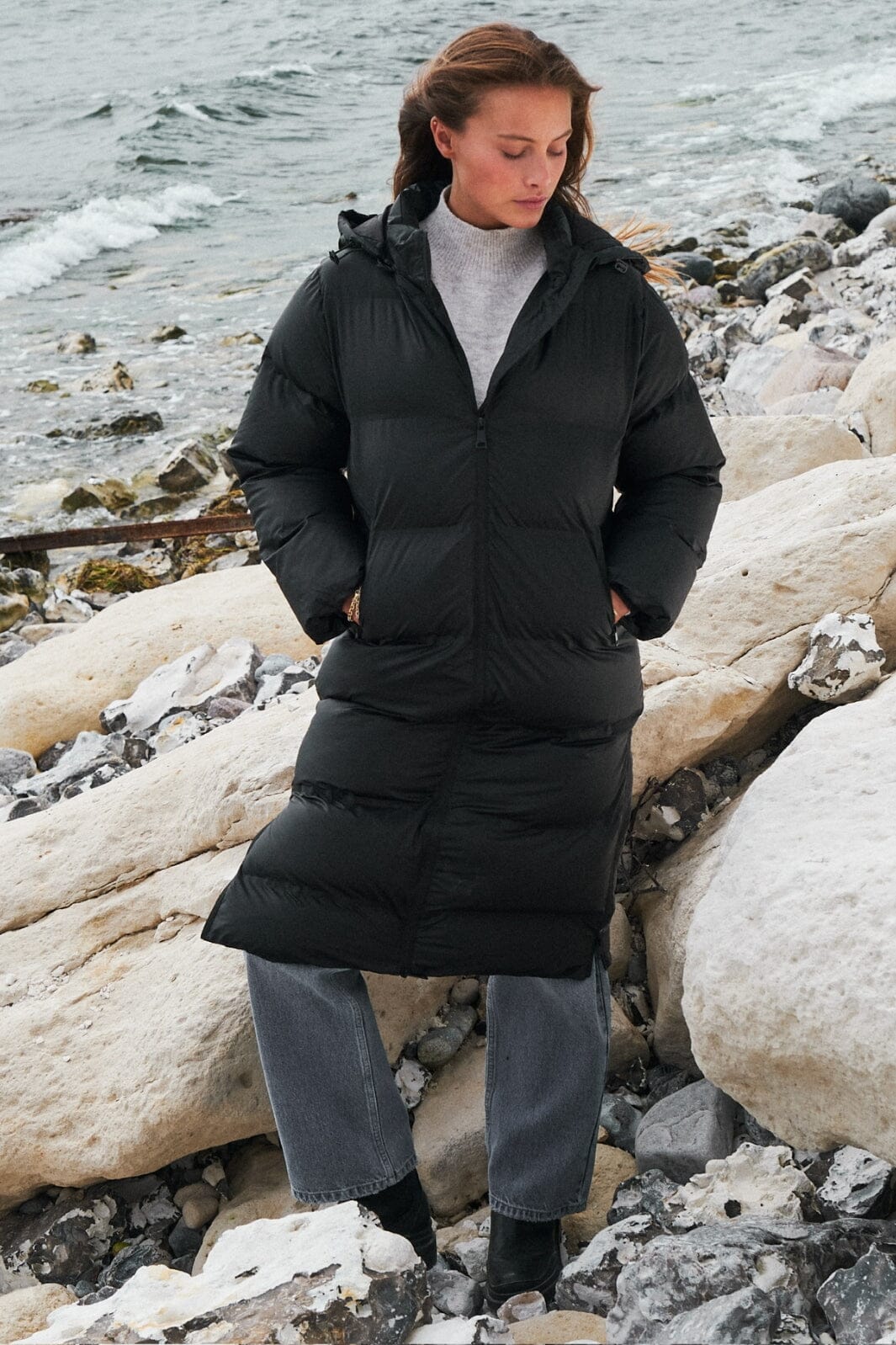 Neo Noir Viviana C Puffer Jacket black