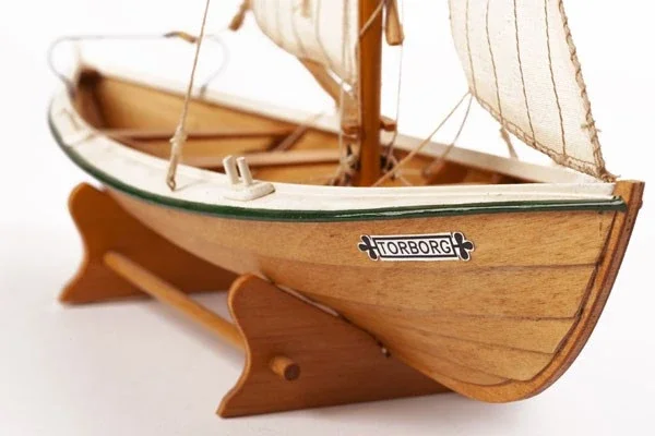 Billing Boats - 1:20 TORBORG - Wooden hull