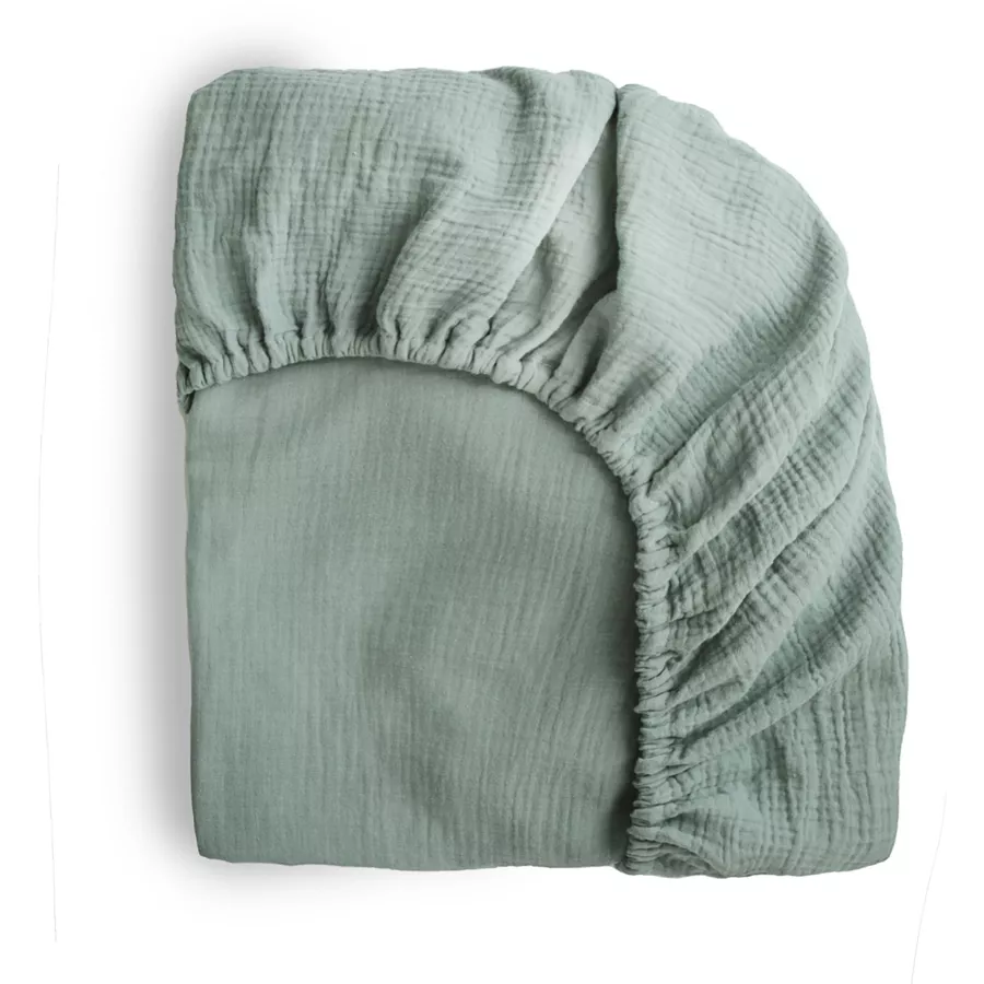 mushie Spannbetttuch Musselin Roman Green 60 x 120 cm