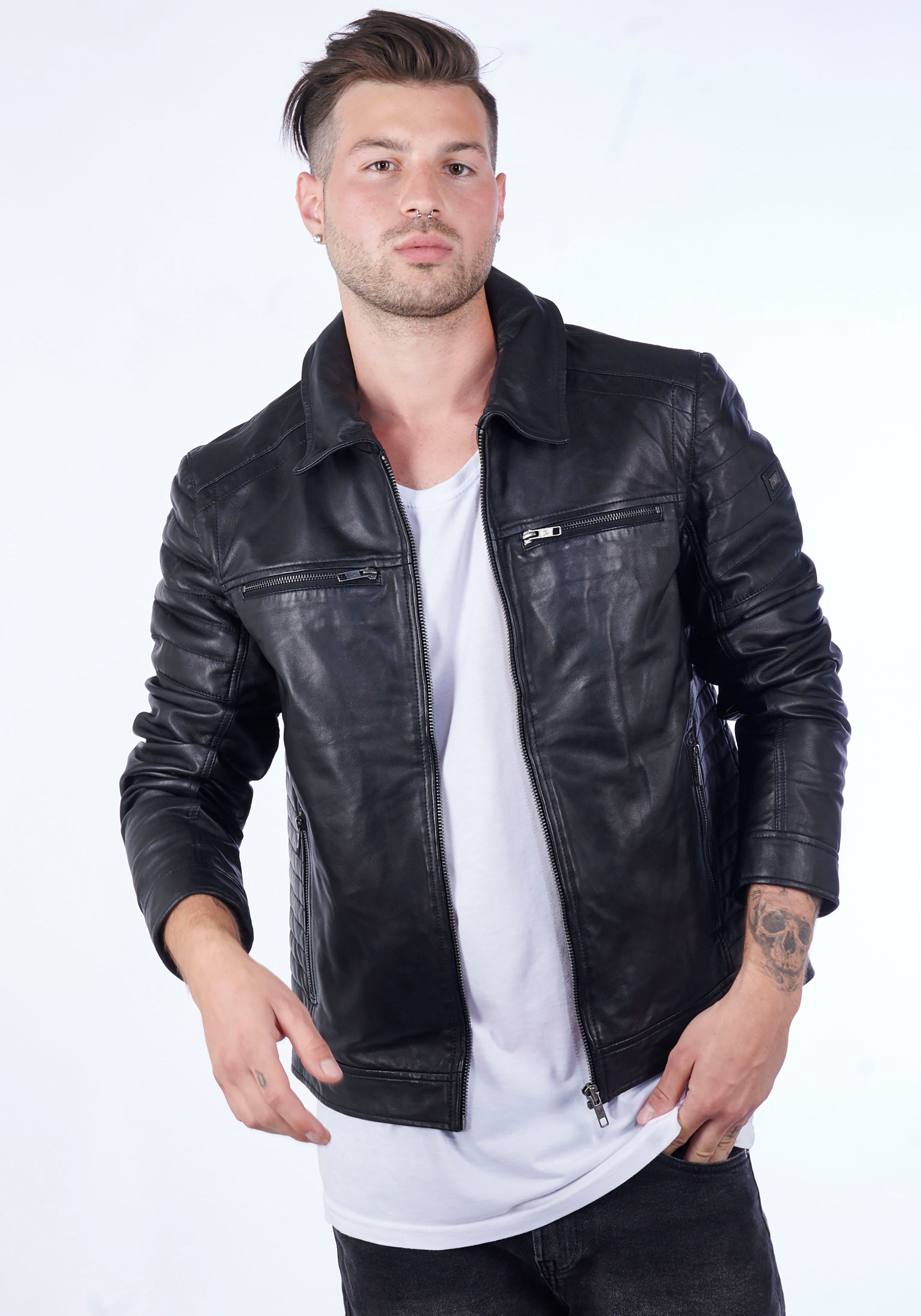 Bruno Banani Lederjacke »William« aus Lammnappaleder,  mit Reissverschlusstaschen,  schmal geschnitten