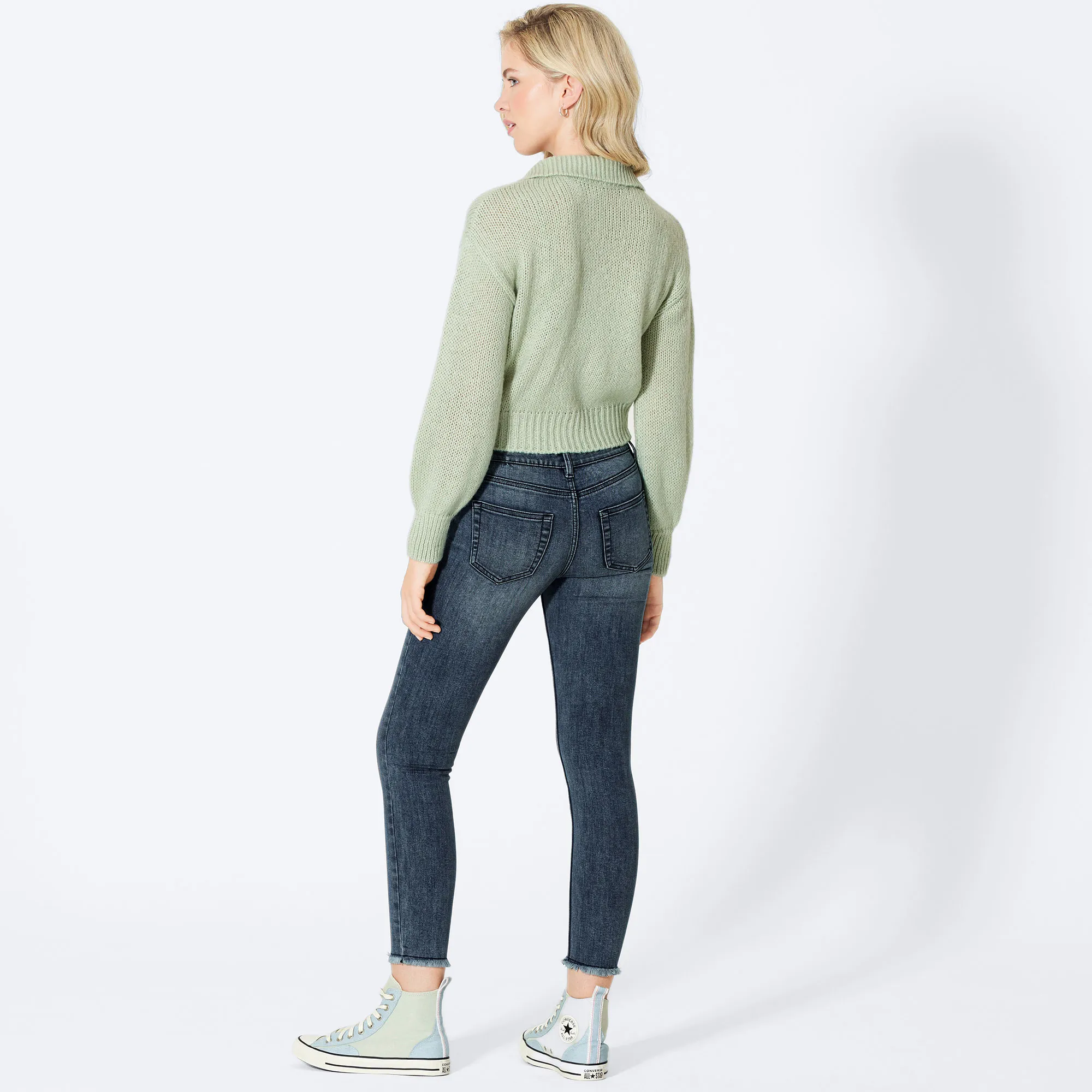 Damen-Jeans mit offener Saumkante