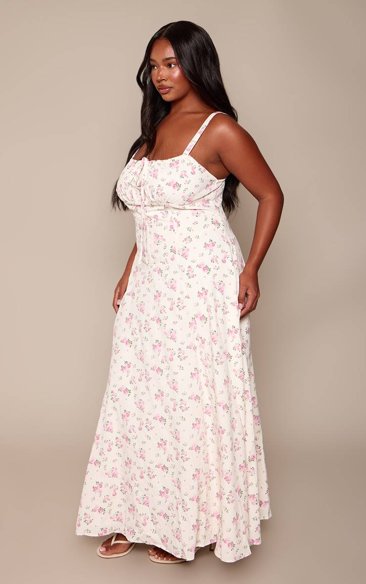 Blanc Robe Maxi À Imprimé Fleuri Avec Détail Texturé Au Buste Plus