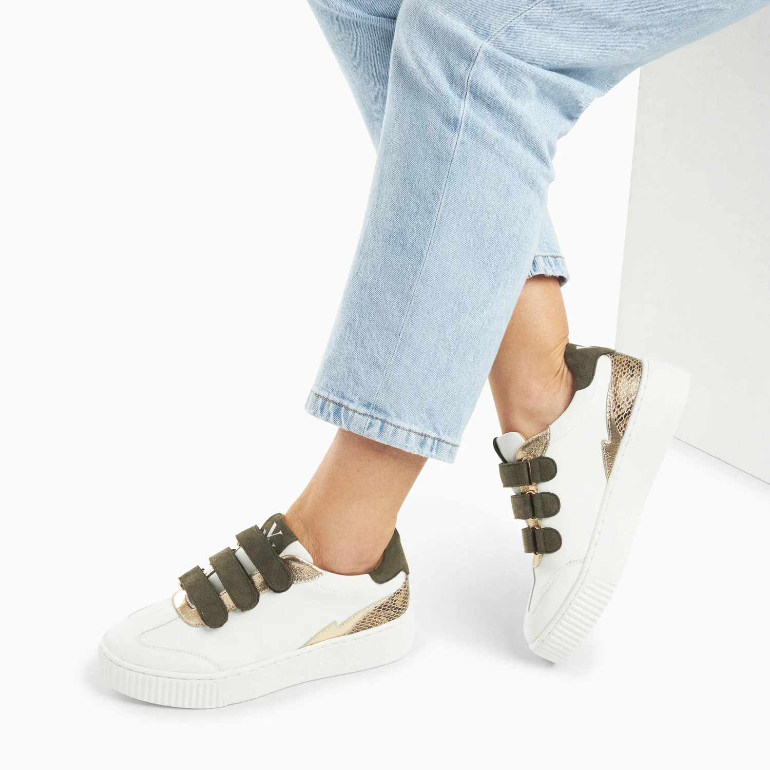 Sneakers-Baskets Nahia blanc et or à scratchs kaki