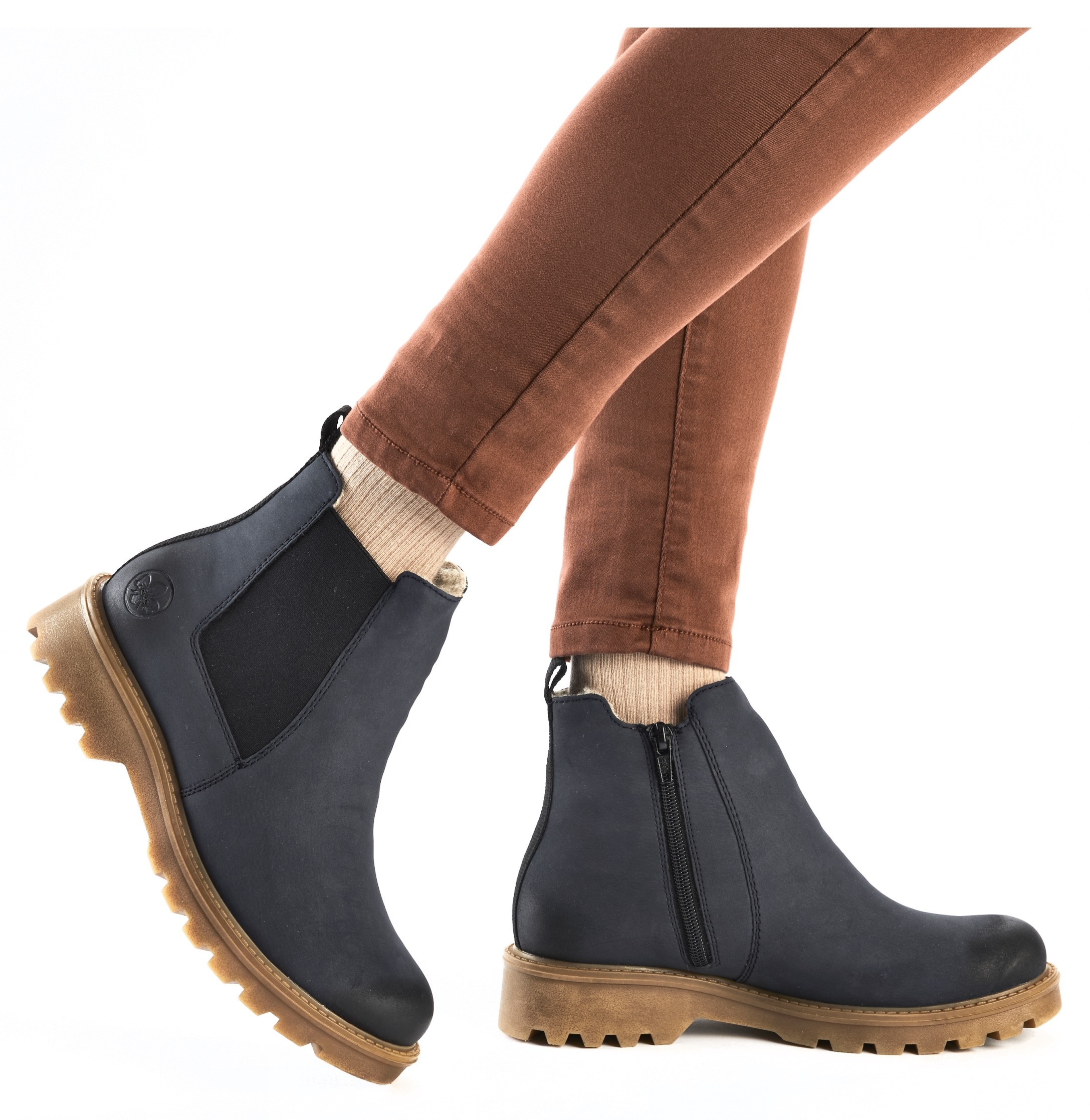 Rieker Chelseaboots  , Schlupfboots, Stiefelette, Blockabsatz, mit kuscheligem Warmfutter