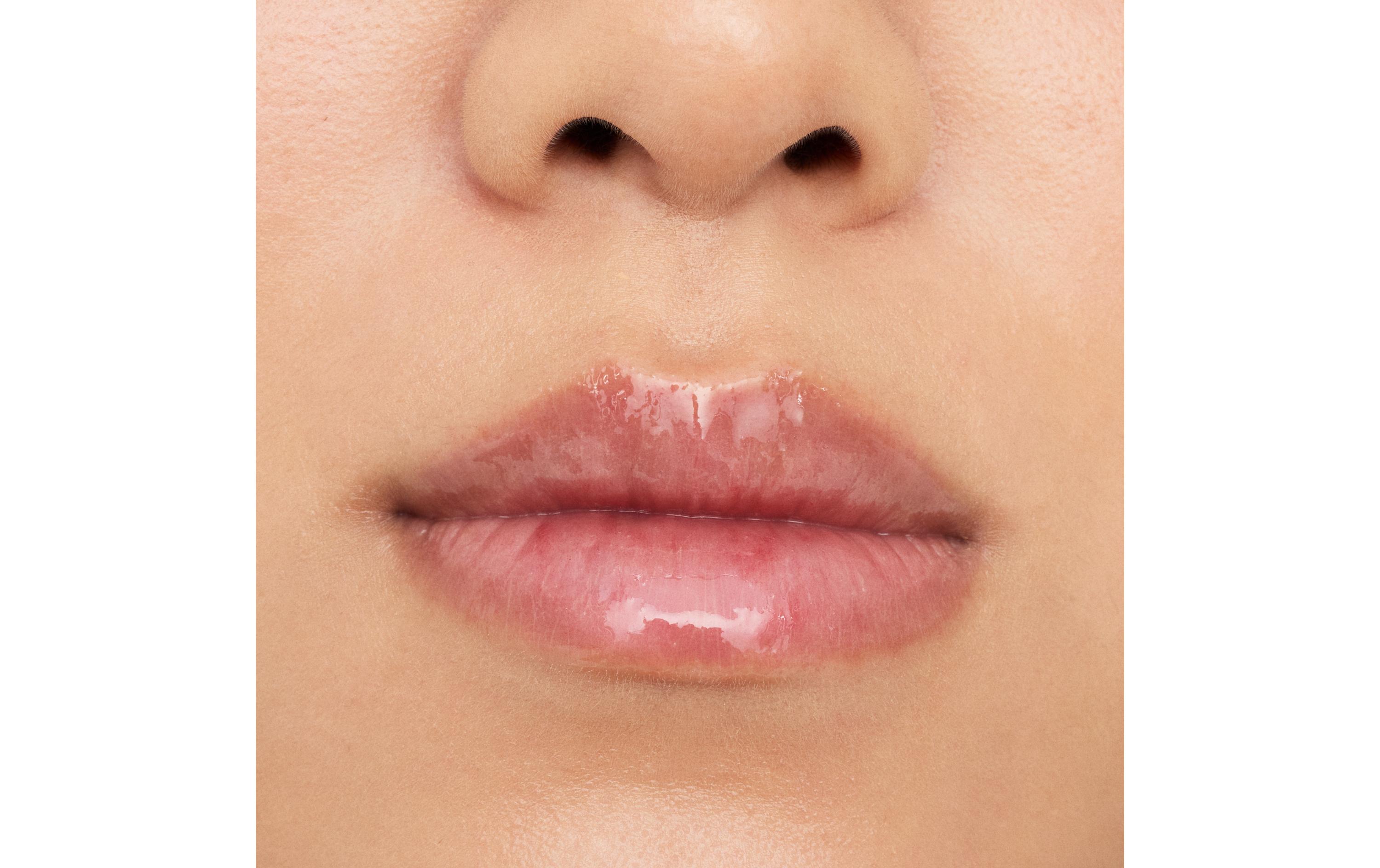 Lip Booster Hydra Kiss 07 Classy GlassyPflegendes Lippenöl in einem transparenten Farbton
