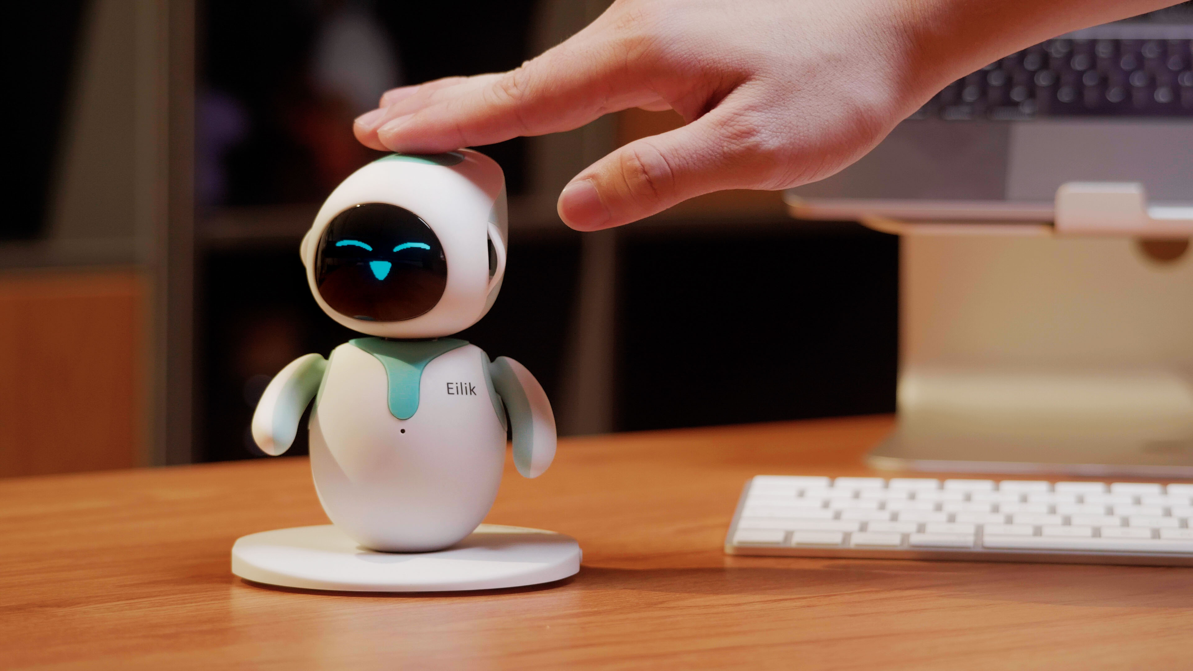 Eilik Der kleine Desktop Begleiter Bot mit unendlichem Spass - Blau
