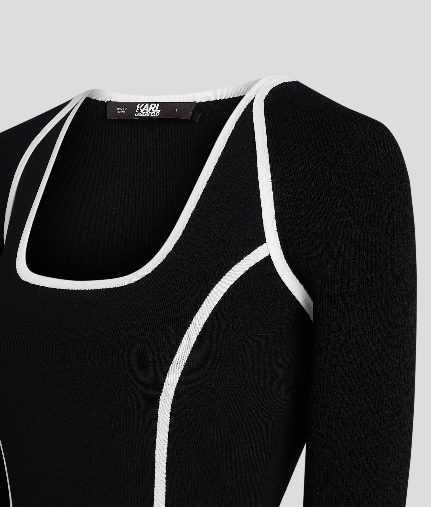 ROBE EN TRICOT À EFFET DEUX-EN-UN