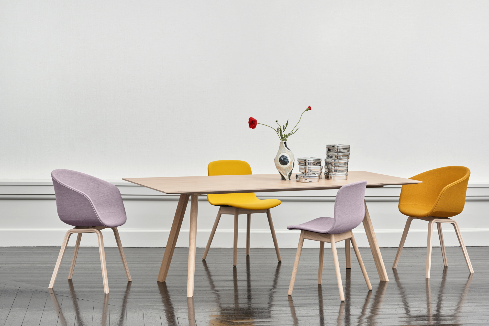 Eettafel CPH 30 200x90 mat gelakt onderstel linoleum wit blad