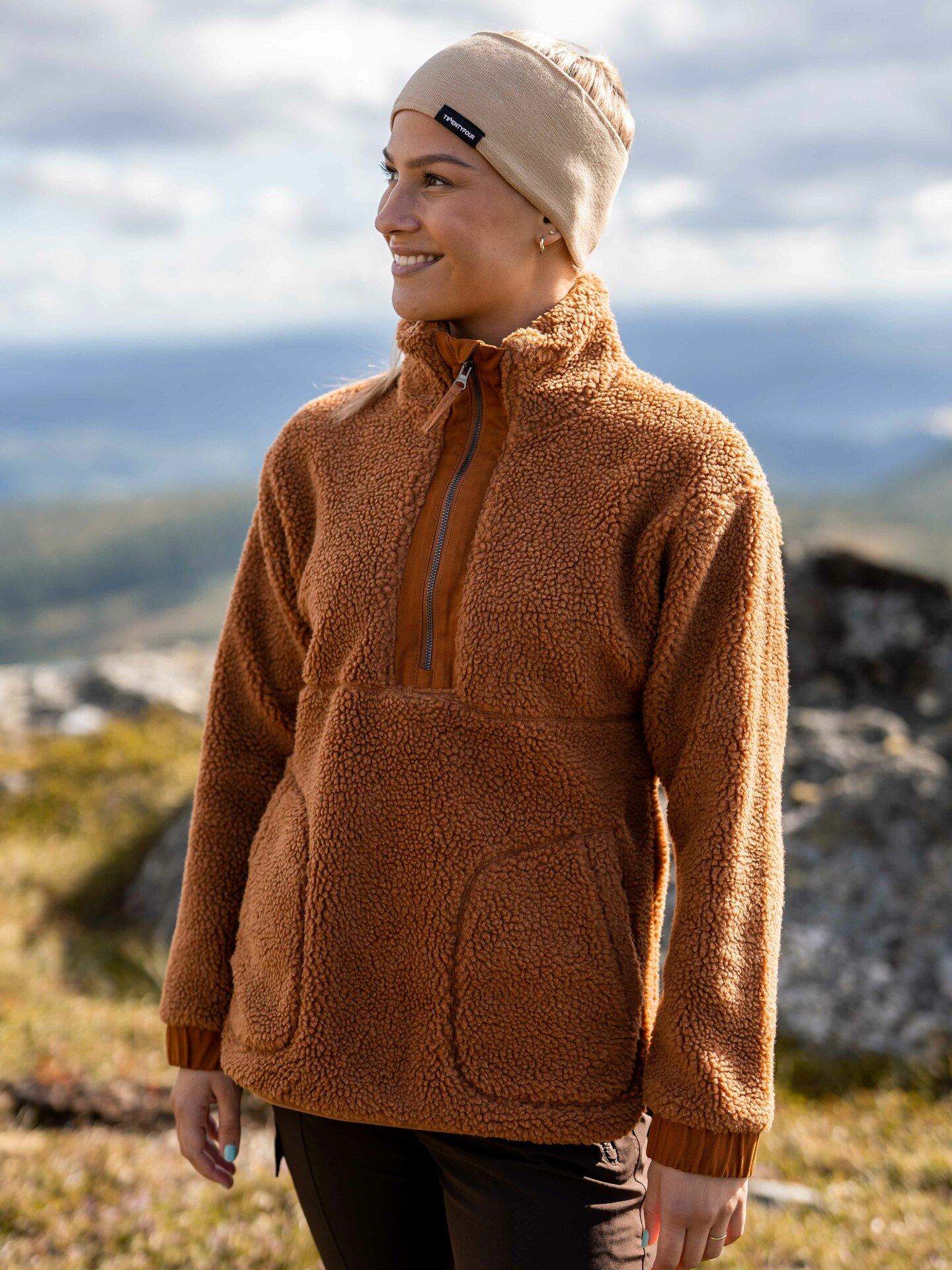 Mellow Nea Pile Half Zip
