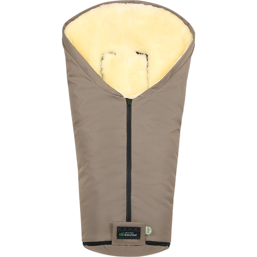 odenwälder Lammfell-Fußsack Henry sweet chocolate