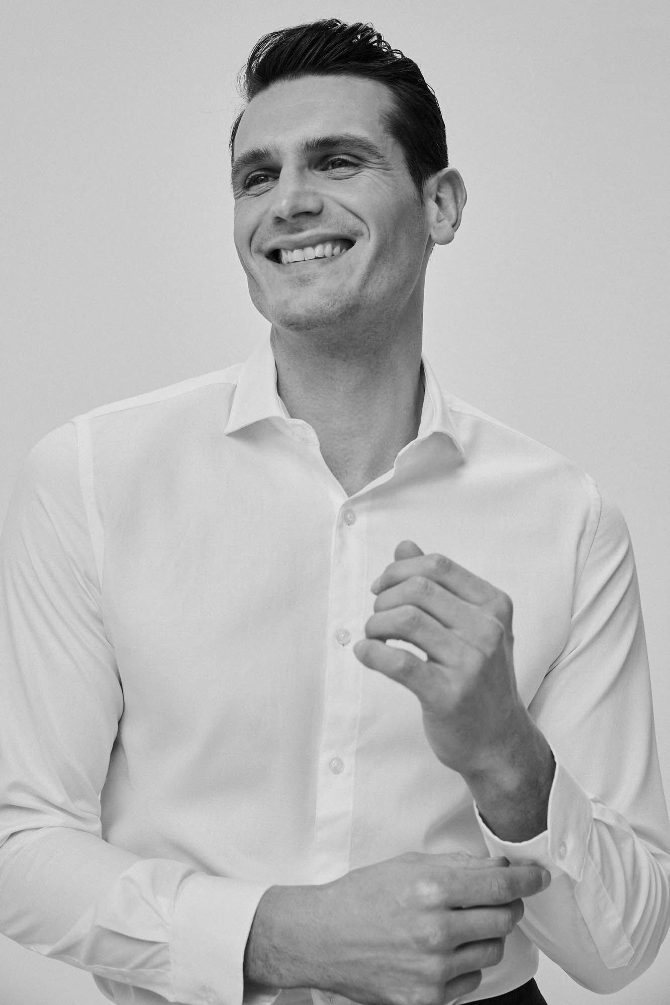 Camisa Lisa slim fit, fácil de usar + anticolor - Branca