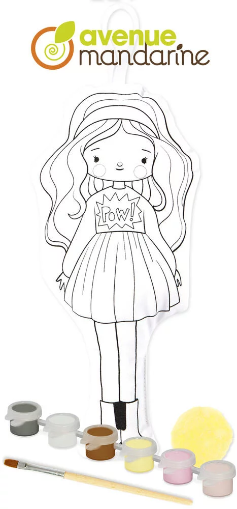 POUPEE A PEINDRE CLARA