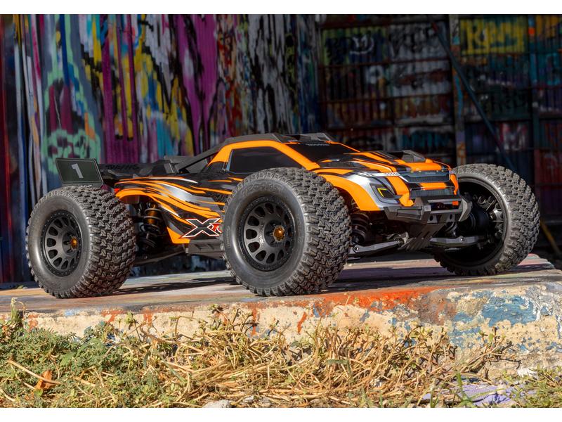 Traxxas Stadium Truck XRT 8S Orange ARTR, 1:6 Brushless Stadium Truck Basher mit tiefem Schwerpunkt