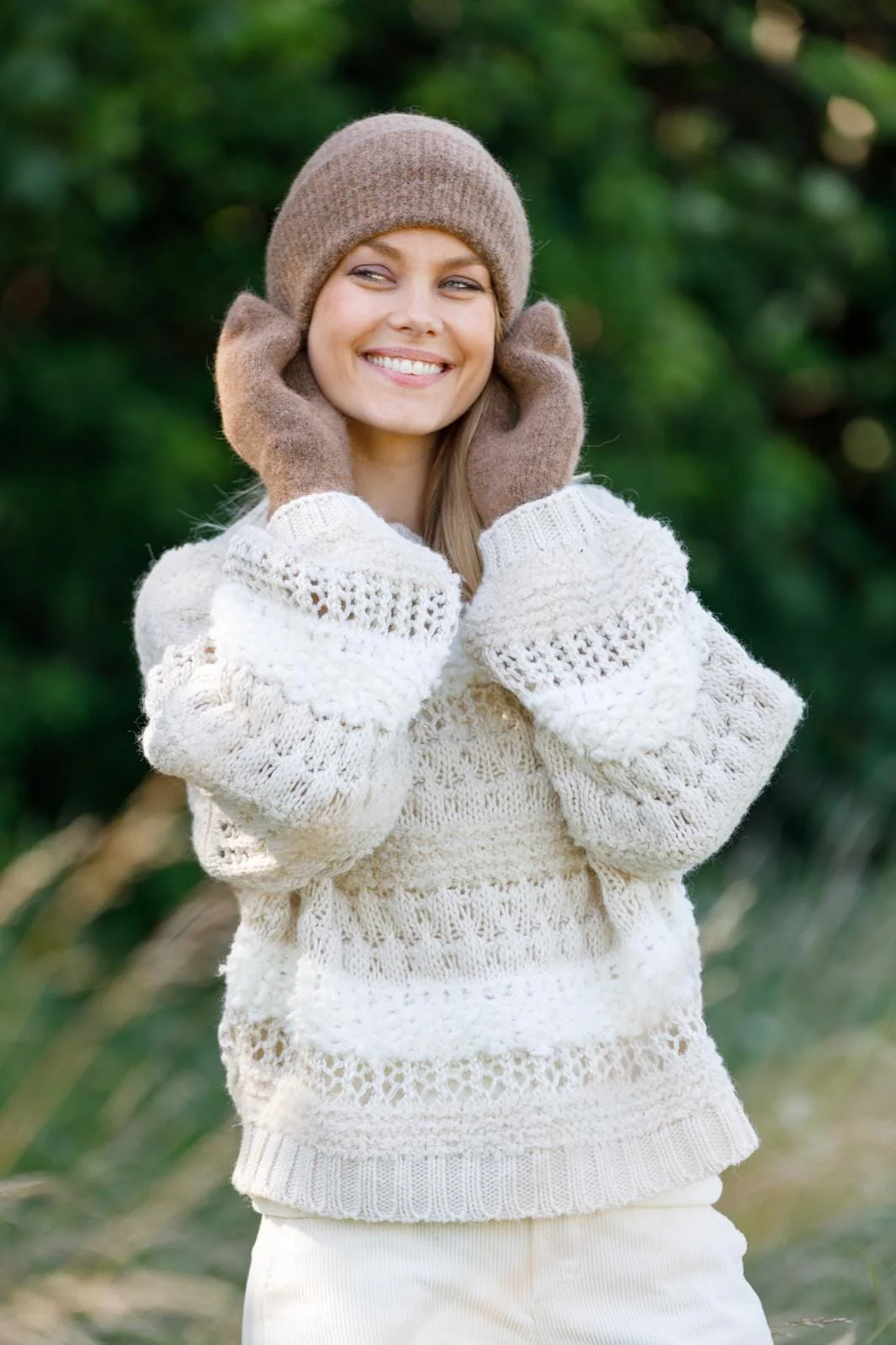 Black Colour Bcheidi Boucle Jumper off white