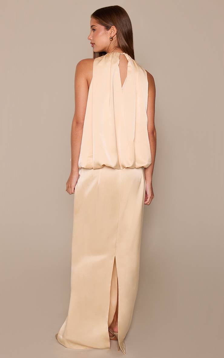 Citron Robe Longue En Satin Avec Détail Froncé Au Corsage Et Bordure
