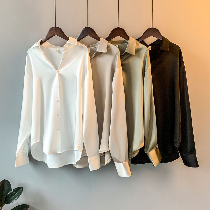 Frigga - Satijnen blouse met lange mouwen