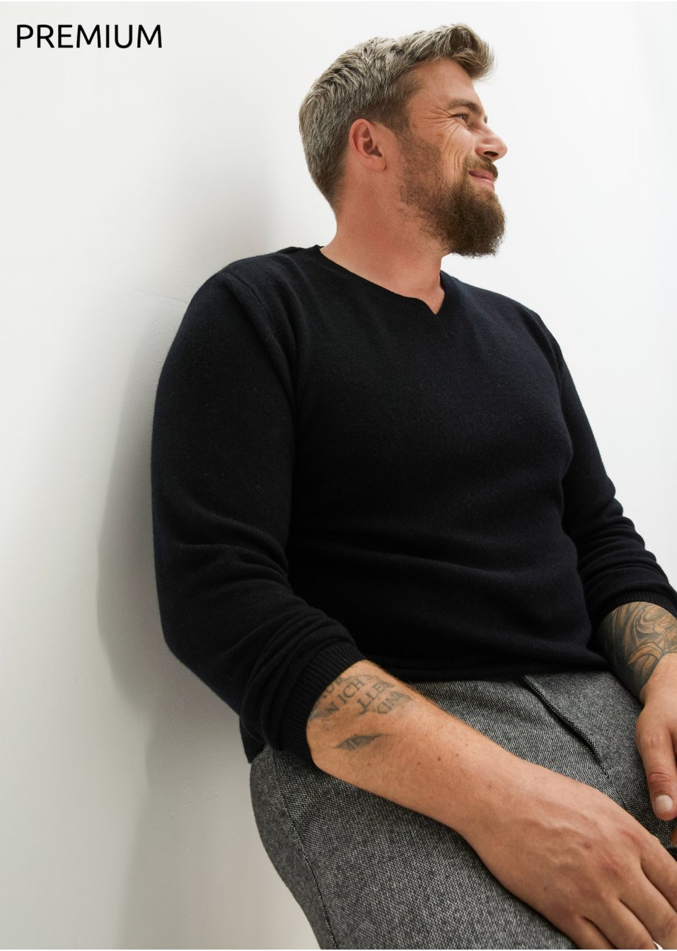 Pull en laine avec teneur en Good Cashmere Standard®, col V