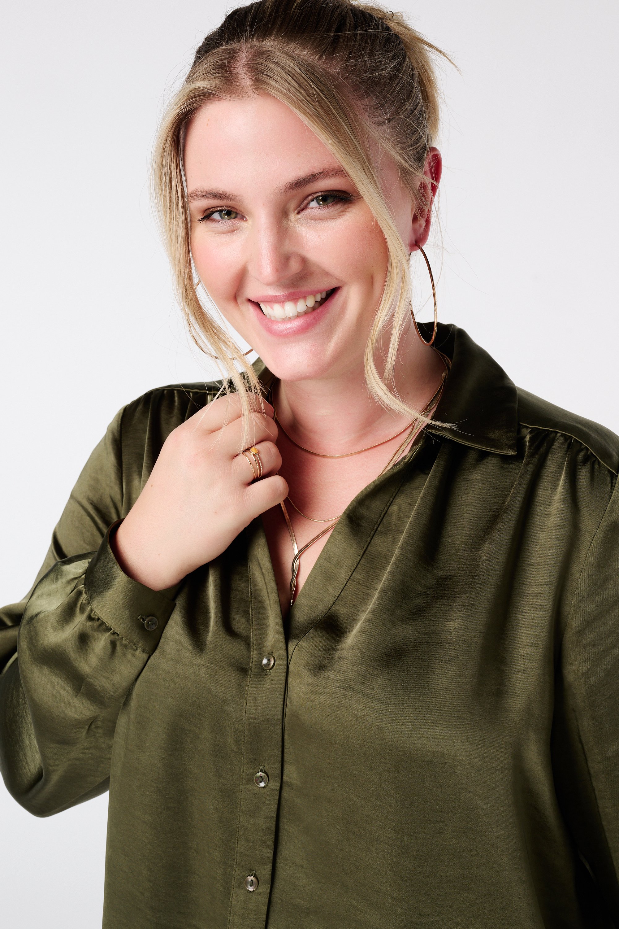 Blouse in satijnen look Khaki