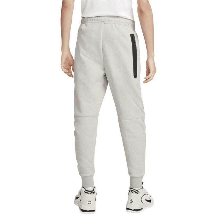 Nike sportswear tech fleece winterized joggers Cobblestone/black