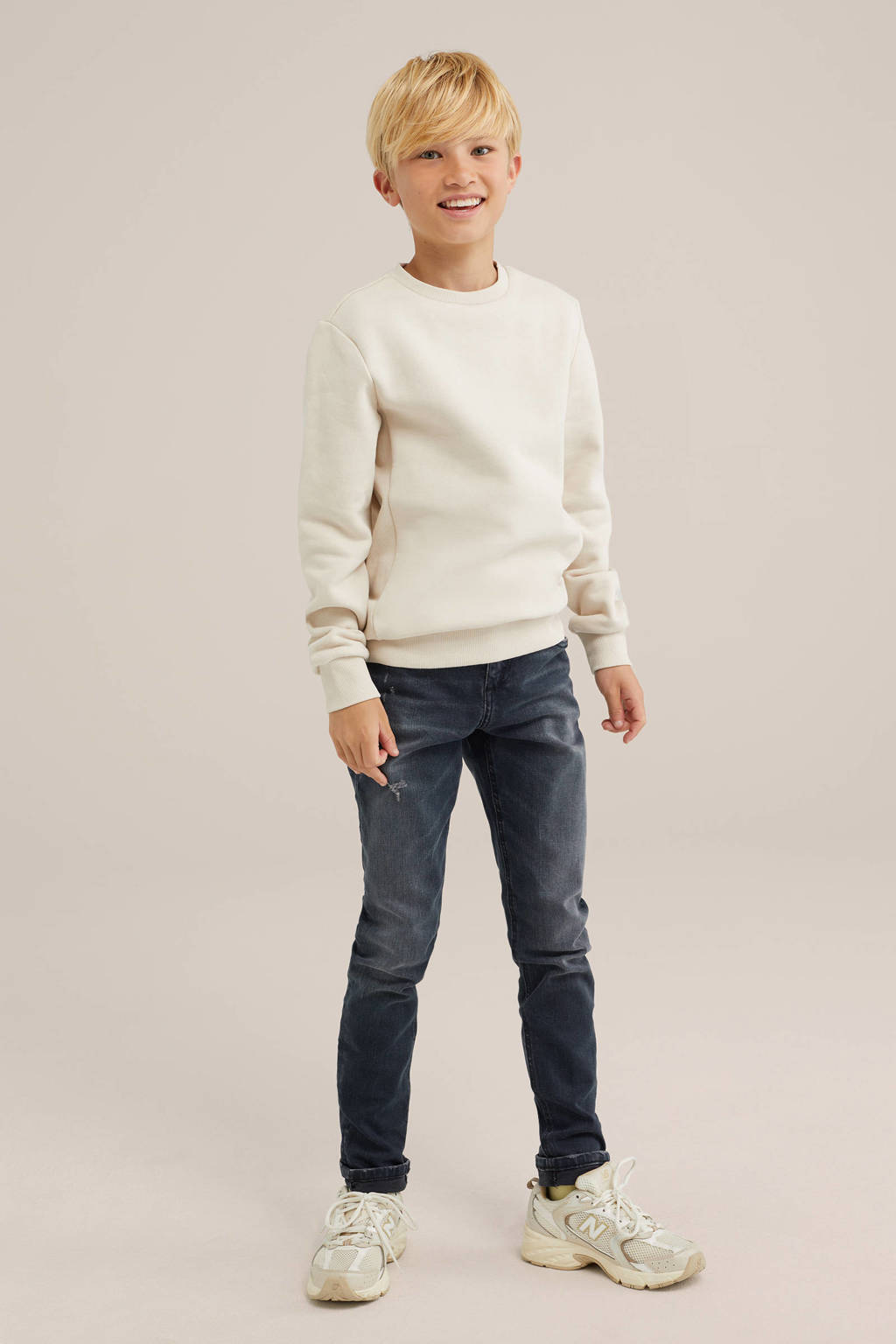 WE Fashion sweater