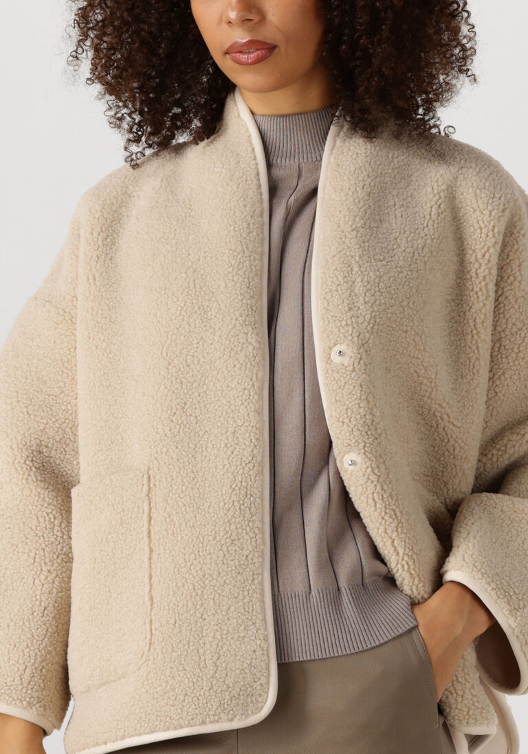 ecru knit-ted teddy jas joko