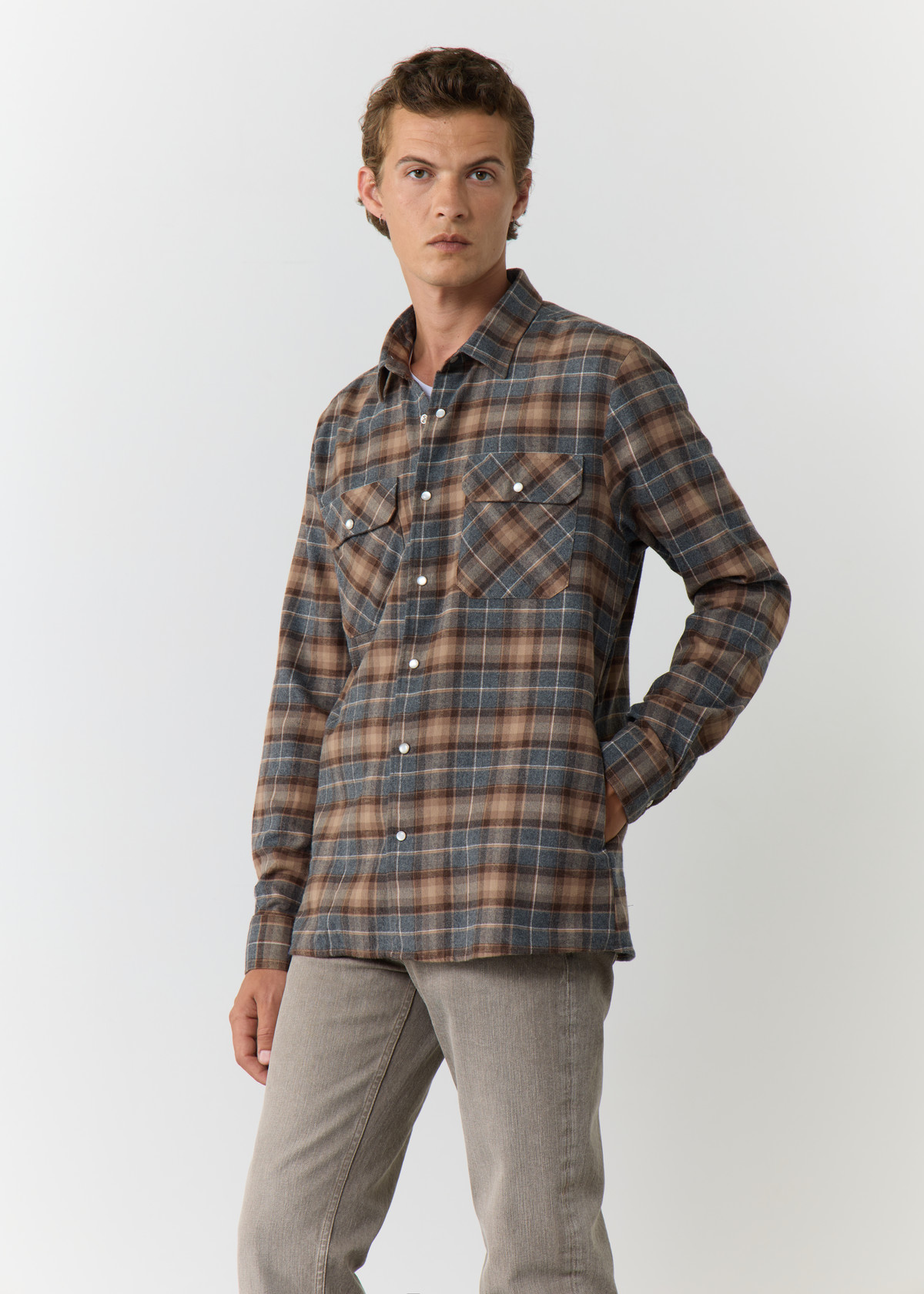 Surchemise Slim en popeline de coton camel à carreaux gris