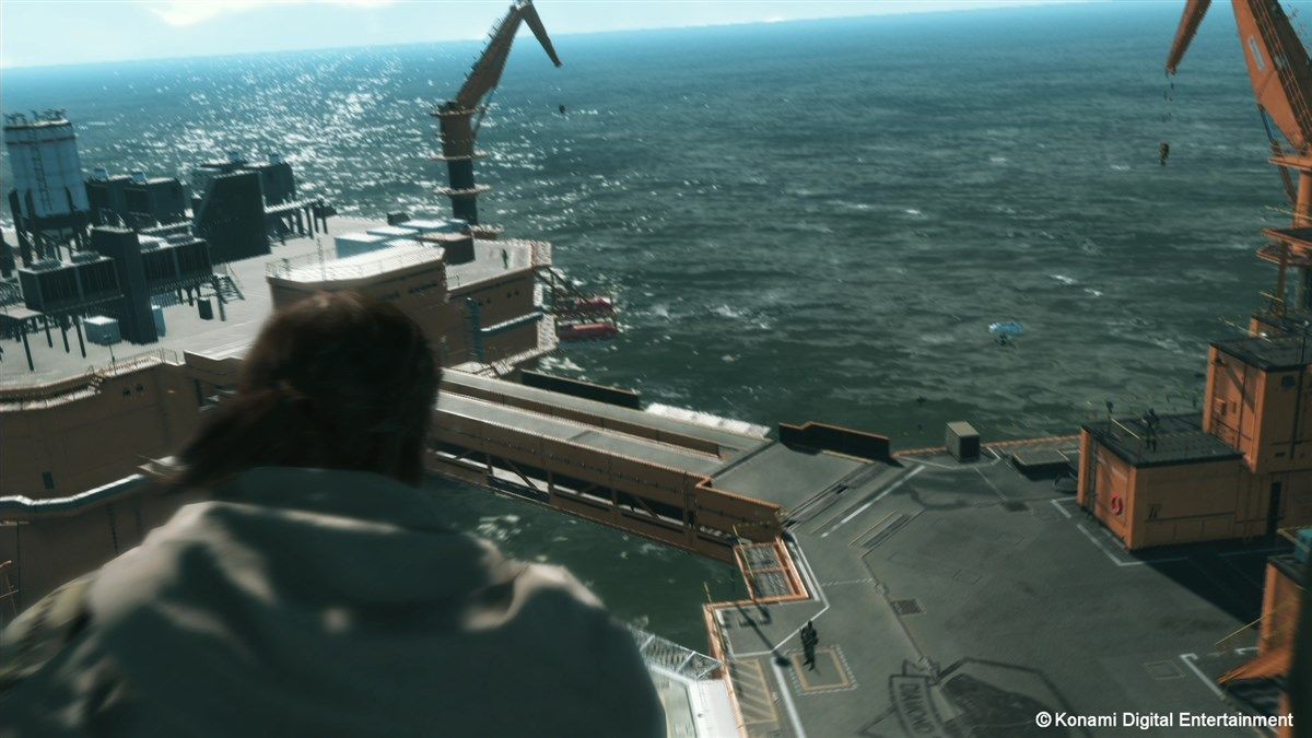 Metal Gear Solid V (5): The Phantom Pain - Day One Edition with Steel Case- Xbox One