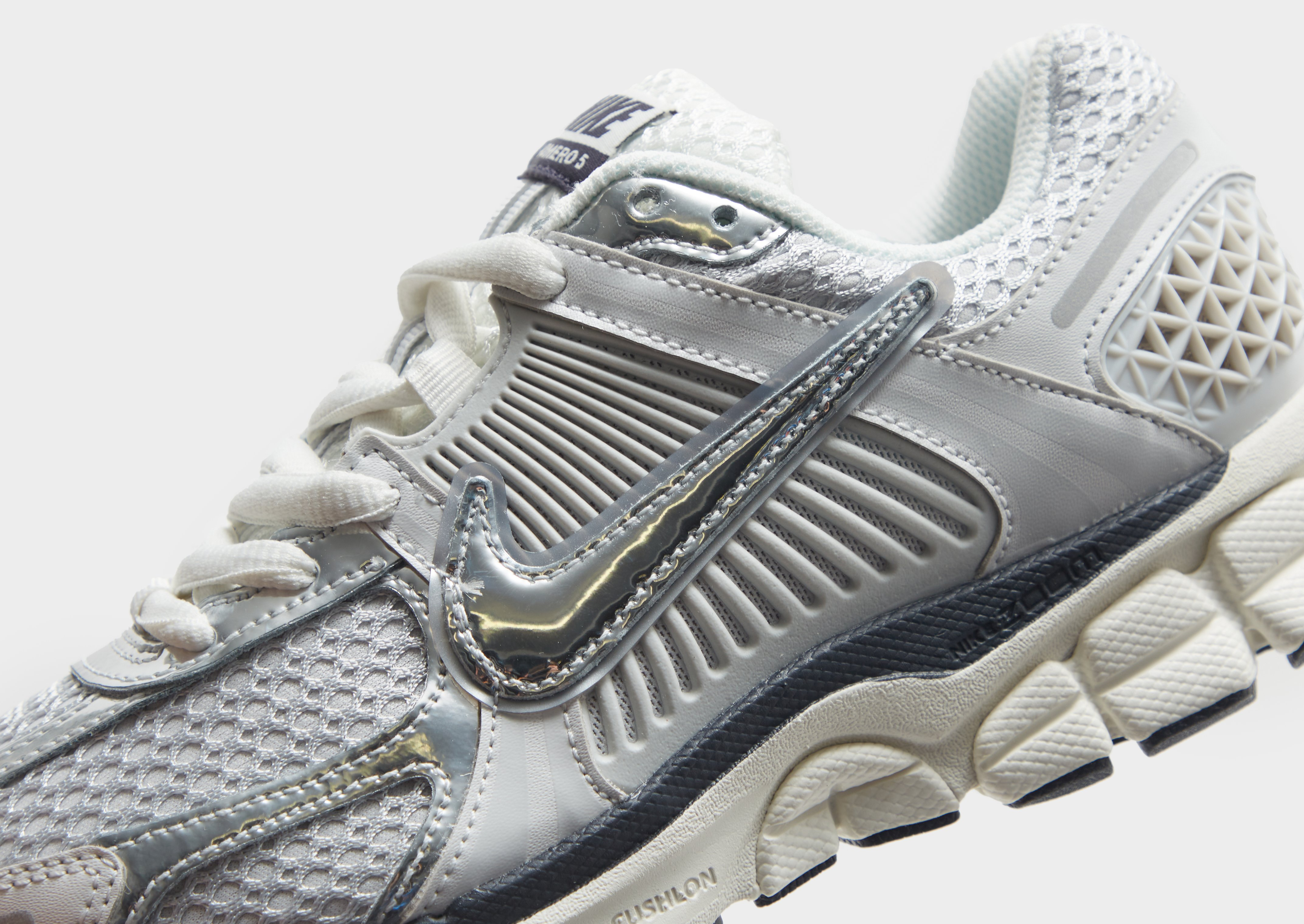 Nike Zoom Vomero 5 Women's