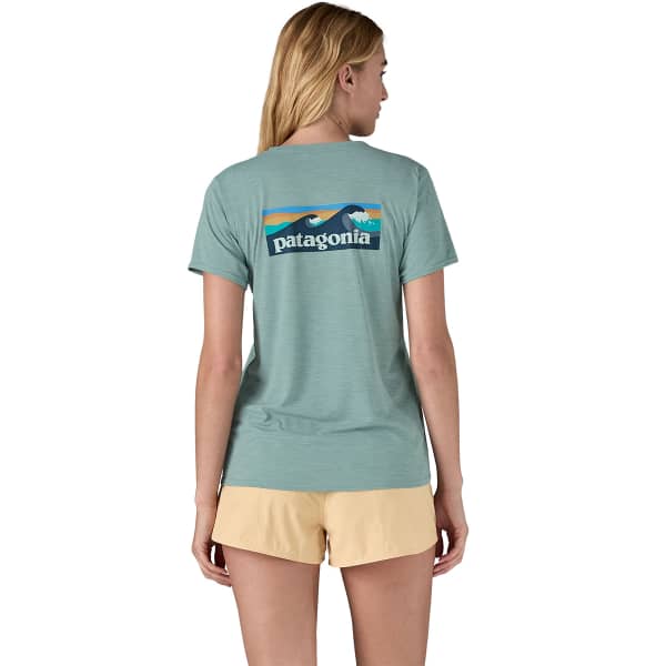 T-shirt randonnée PATAGONIA W'S CAP COOL DAILY GRAPHIC SHIRT BOARDSHORT LOGO: THERMAL BLUE X-DYE