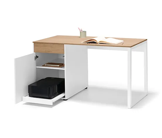 Schreibtisch mit Stauraum