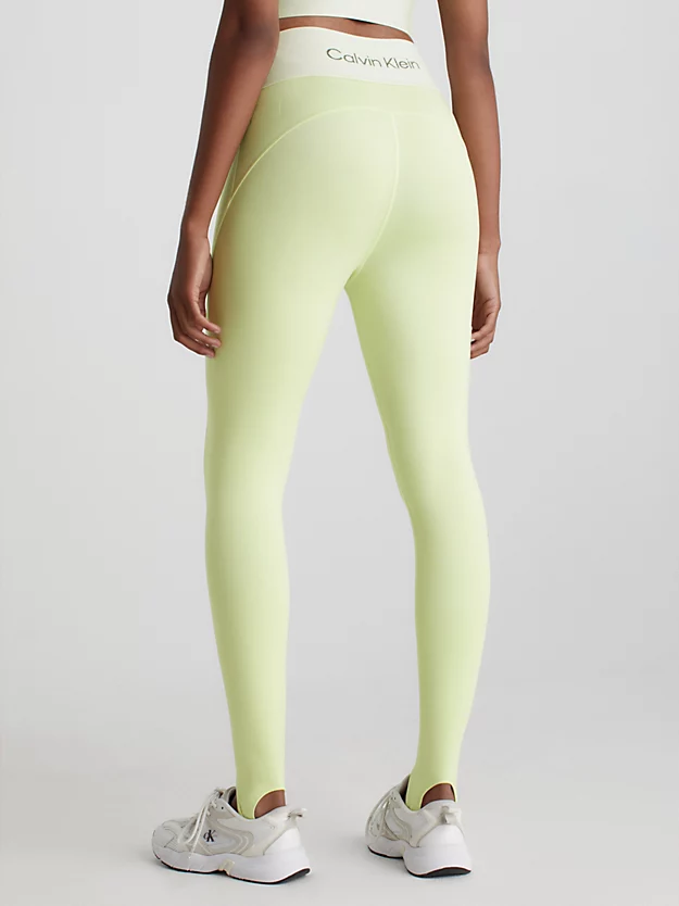 Calça legging de ginástica com estribo