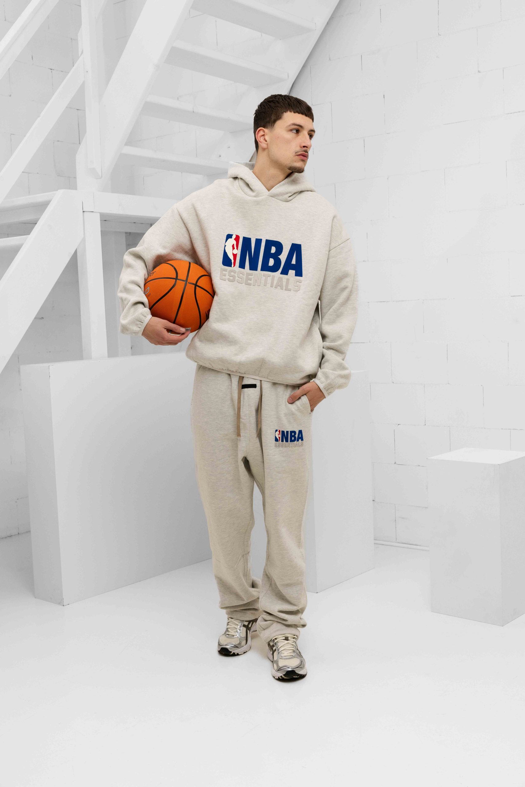 Fear Of God Essentials NBA Trainingspak Heren Grijs