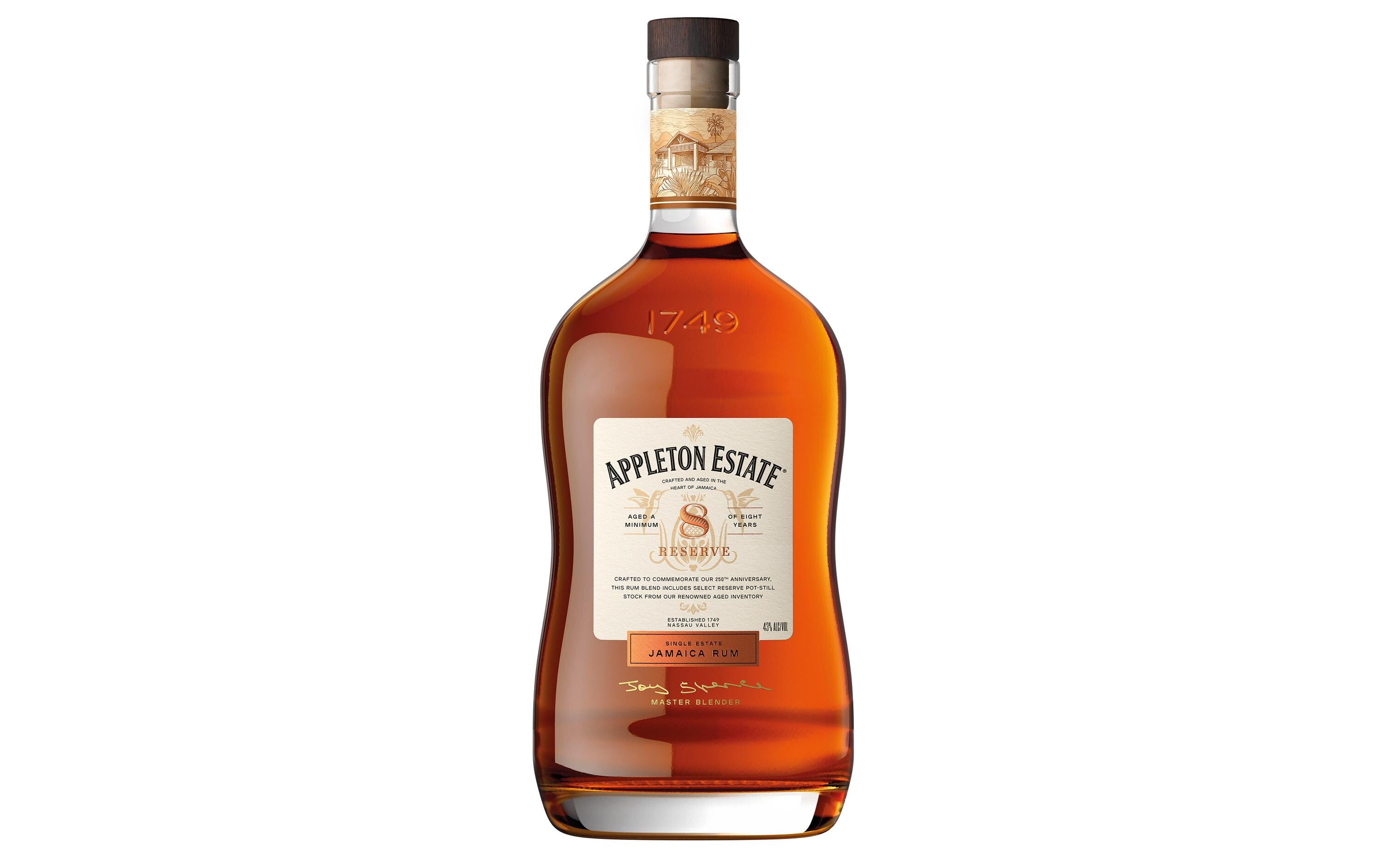 Rum Reserve aged 8 Years 0.7 lRum-Assemblage aus Jamaika